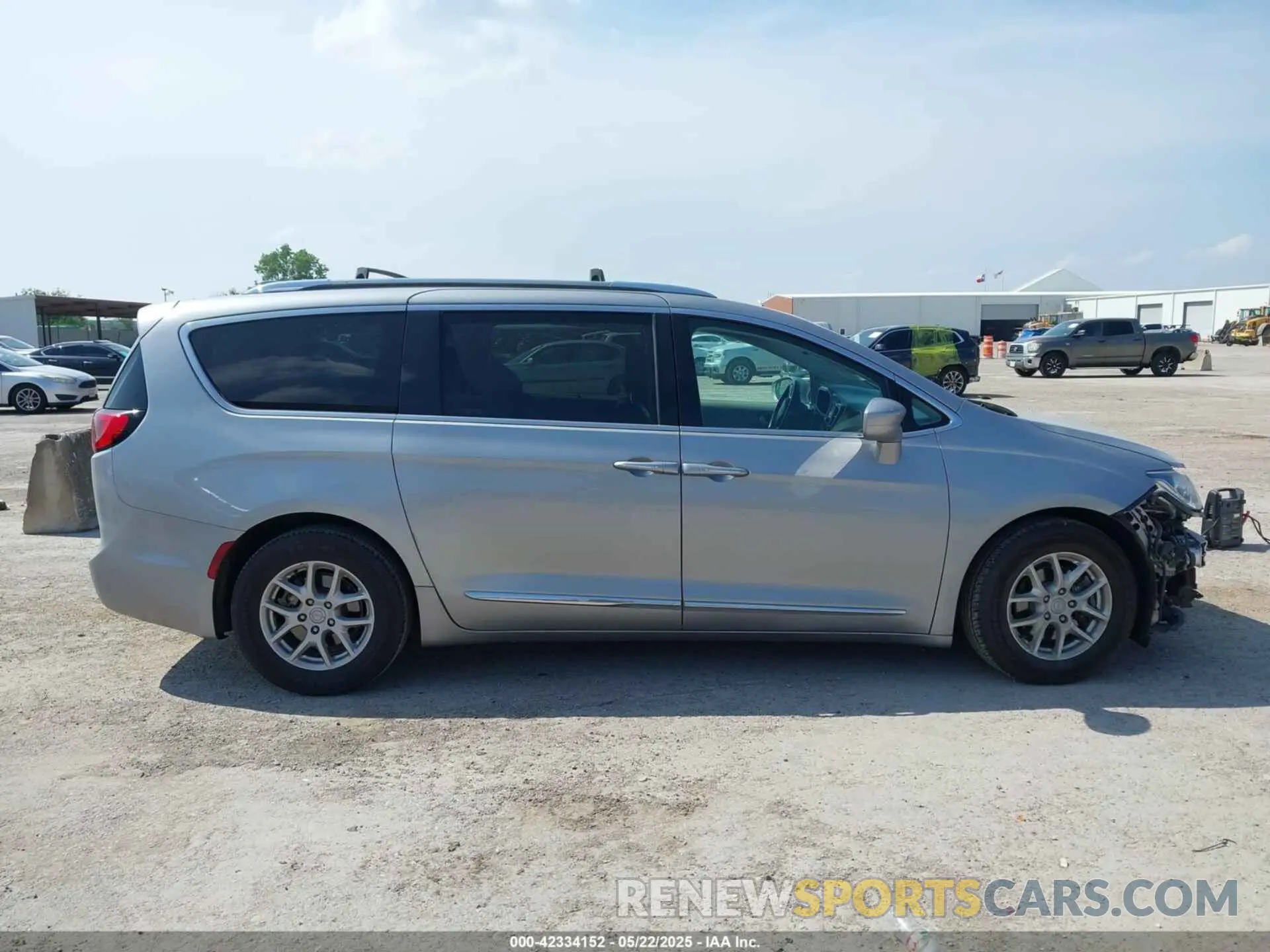 13 fotografías del automóvil dañado 2C4RC1BG3LR285642 CHRYSLER PACIFICA 2020