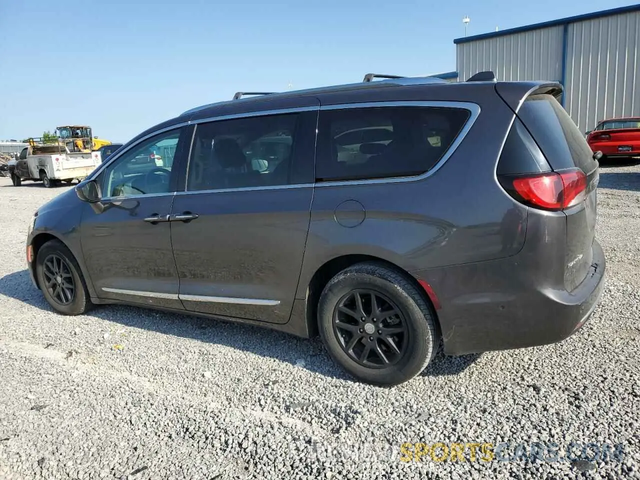 2 fotografías del automóvil dañado 2C4RC1BG4LR283897 CHRYSLER PACIFICA 2020