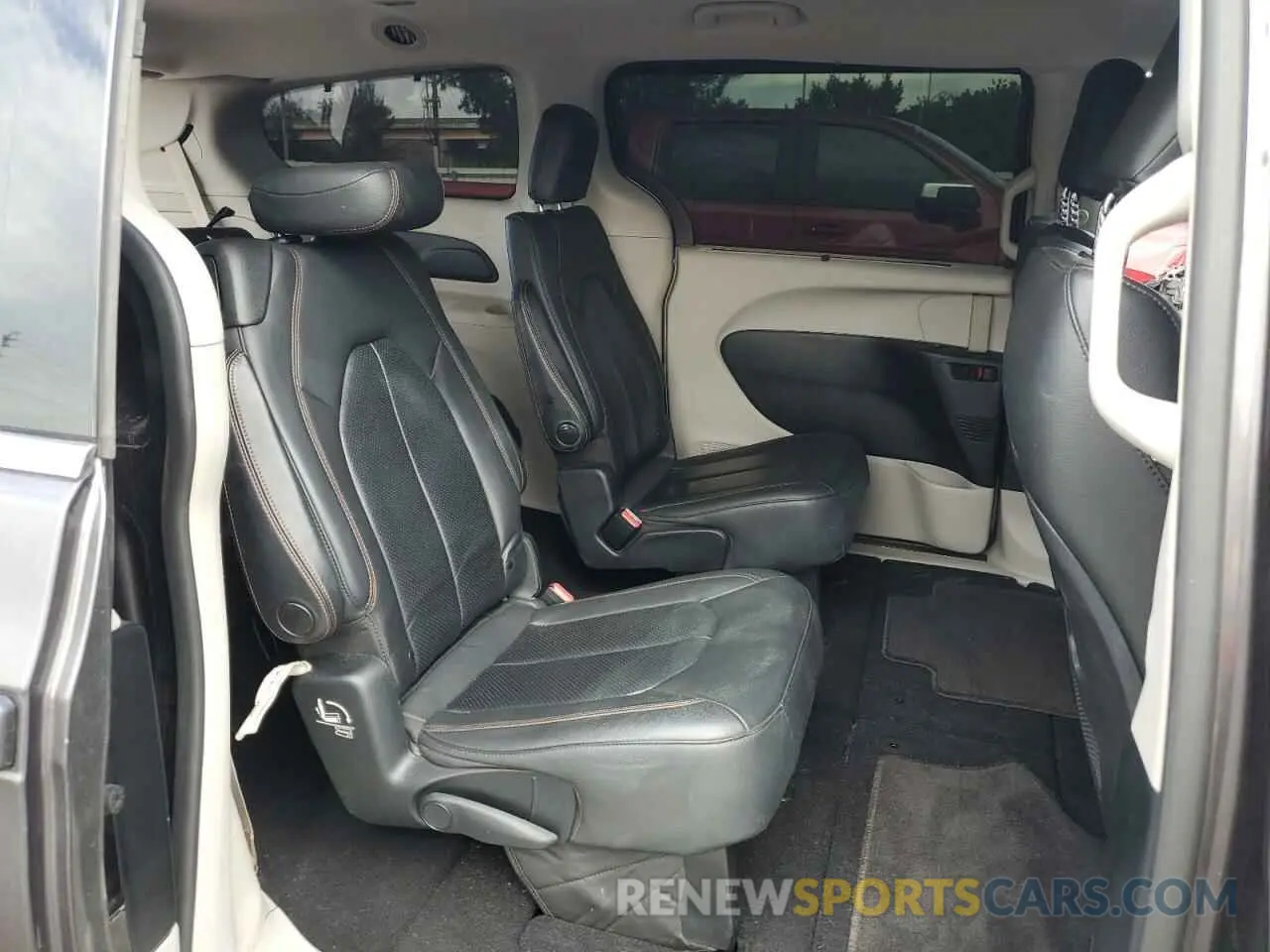 11 fotografías del automóvil dañado 2C4RC1BG6LR131037 CHRYSLER PACIFICA 2020