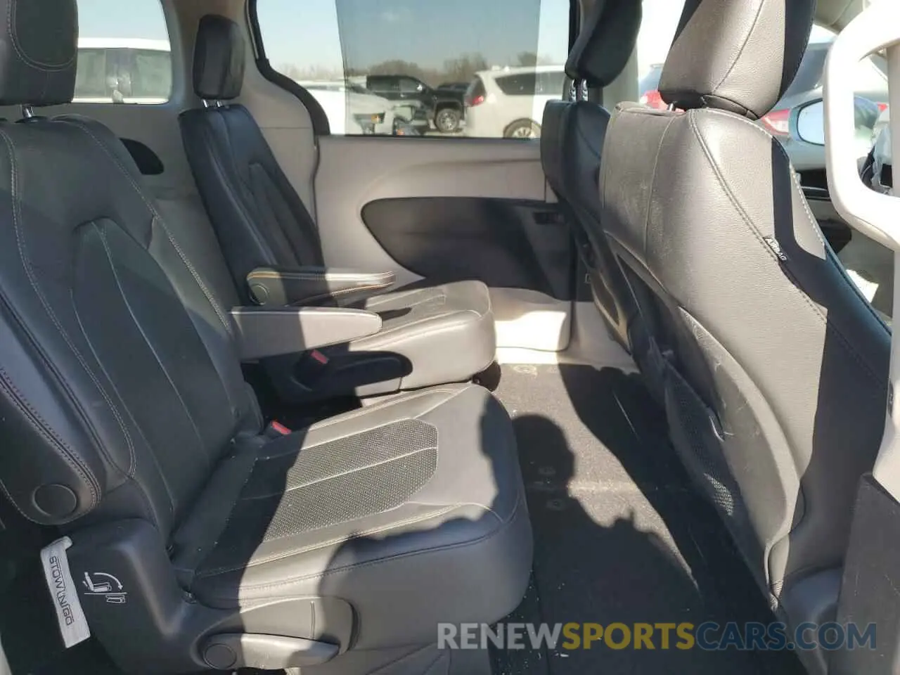 11 fotografías del automóvil dañado 2C4RC1BG7LR114263 CHRYSLER PACIFICA 2020