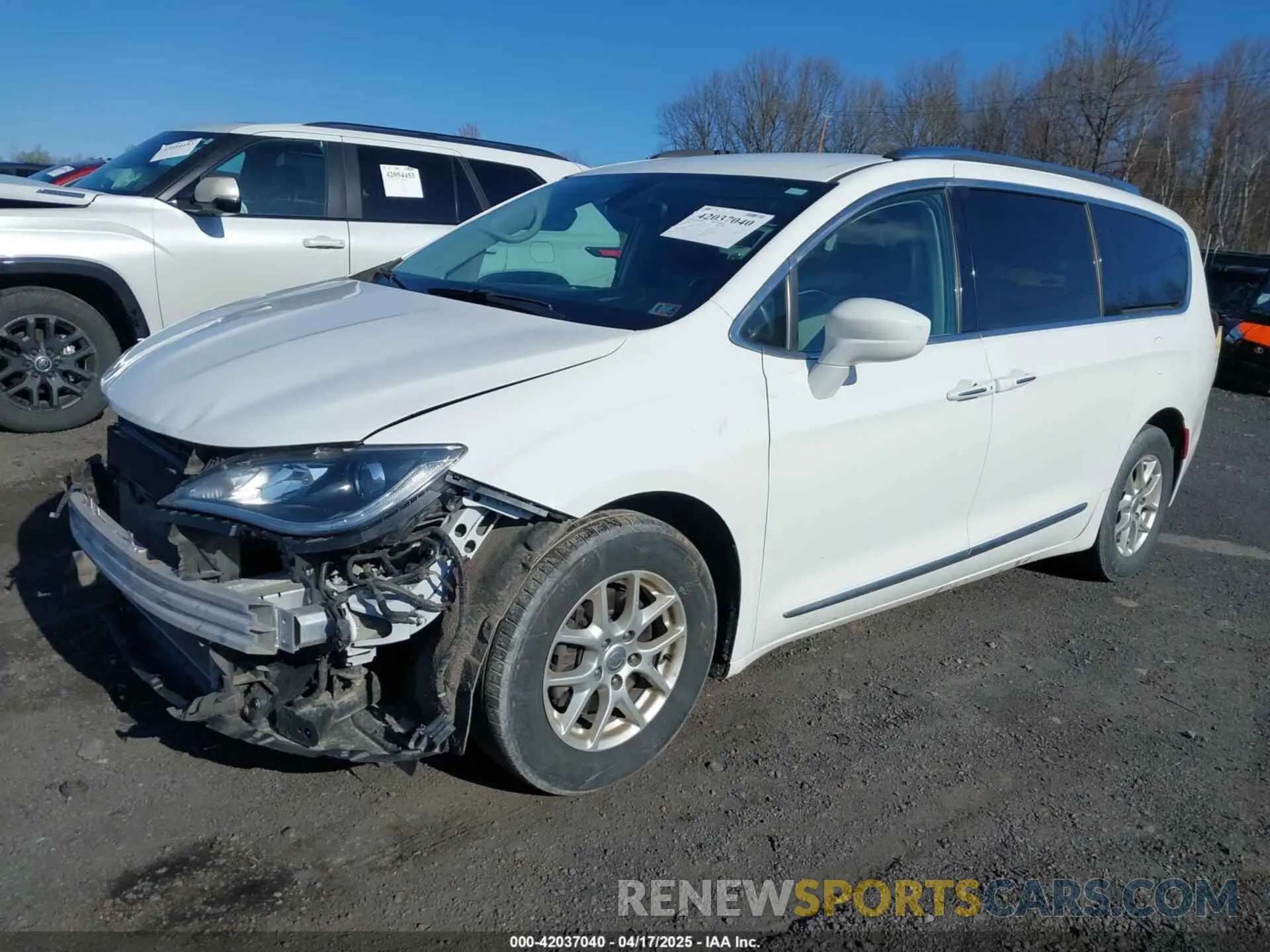 2 fotografías del automóvil dañado 2C4RC1BG7LR139258 CHRYSLER PACIFICA 2020