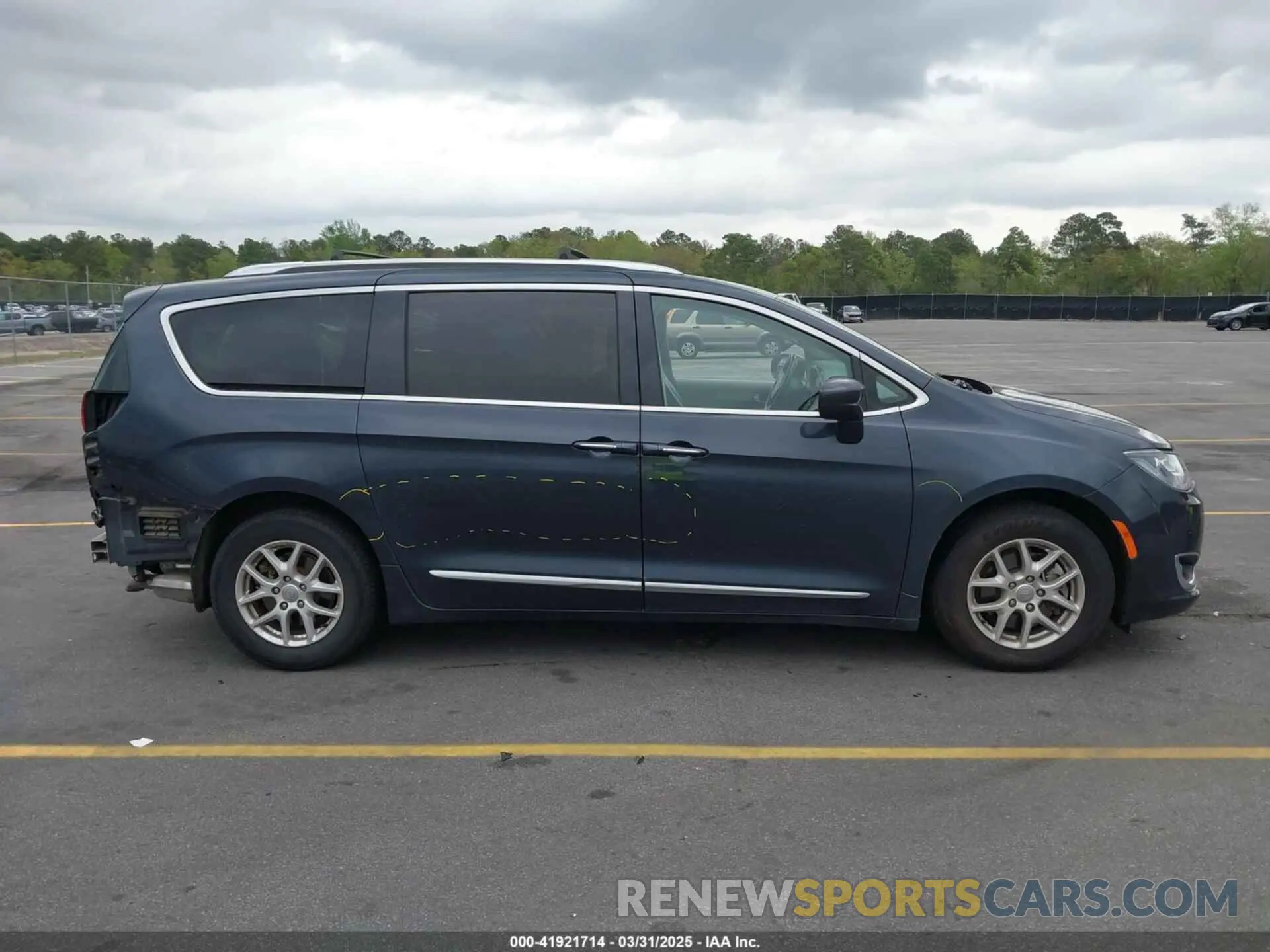 14 fotografías del automóvil dañado 2C4RC1BG7LR284137 CHRYSLER PACIFICA 2020