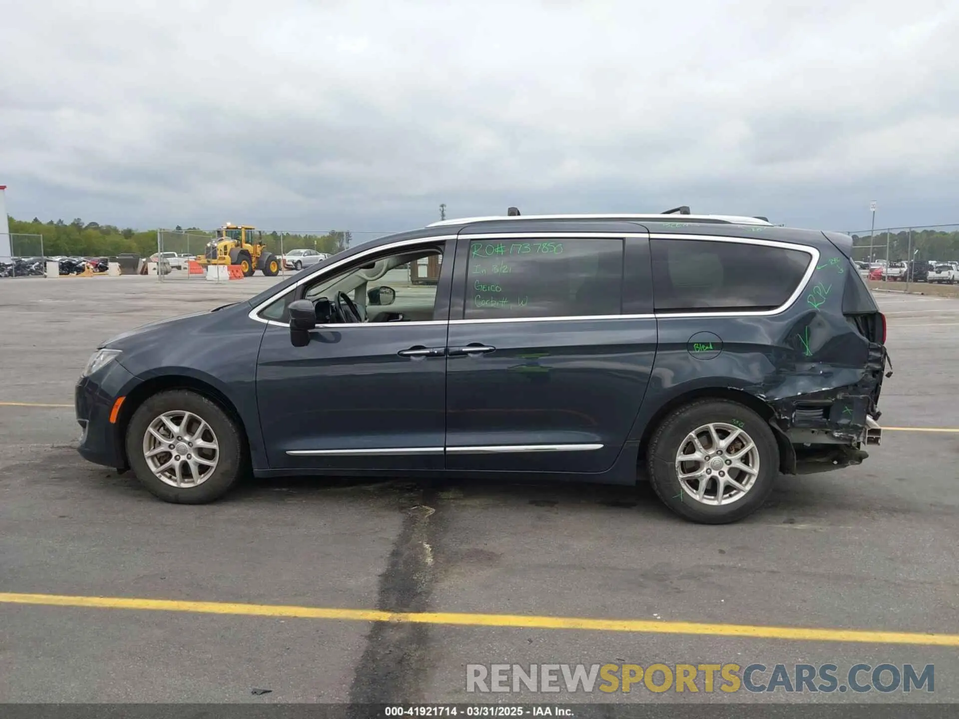 15 fotografías del automóvil dañado 2C4RC1BG7LR284137 CHRYSLER PACIFICA 2020
