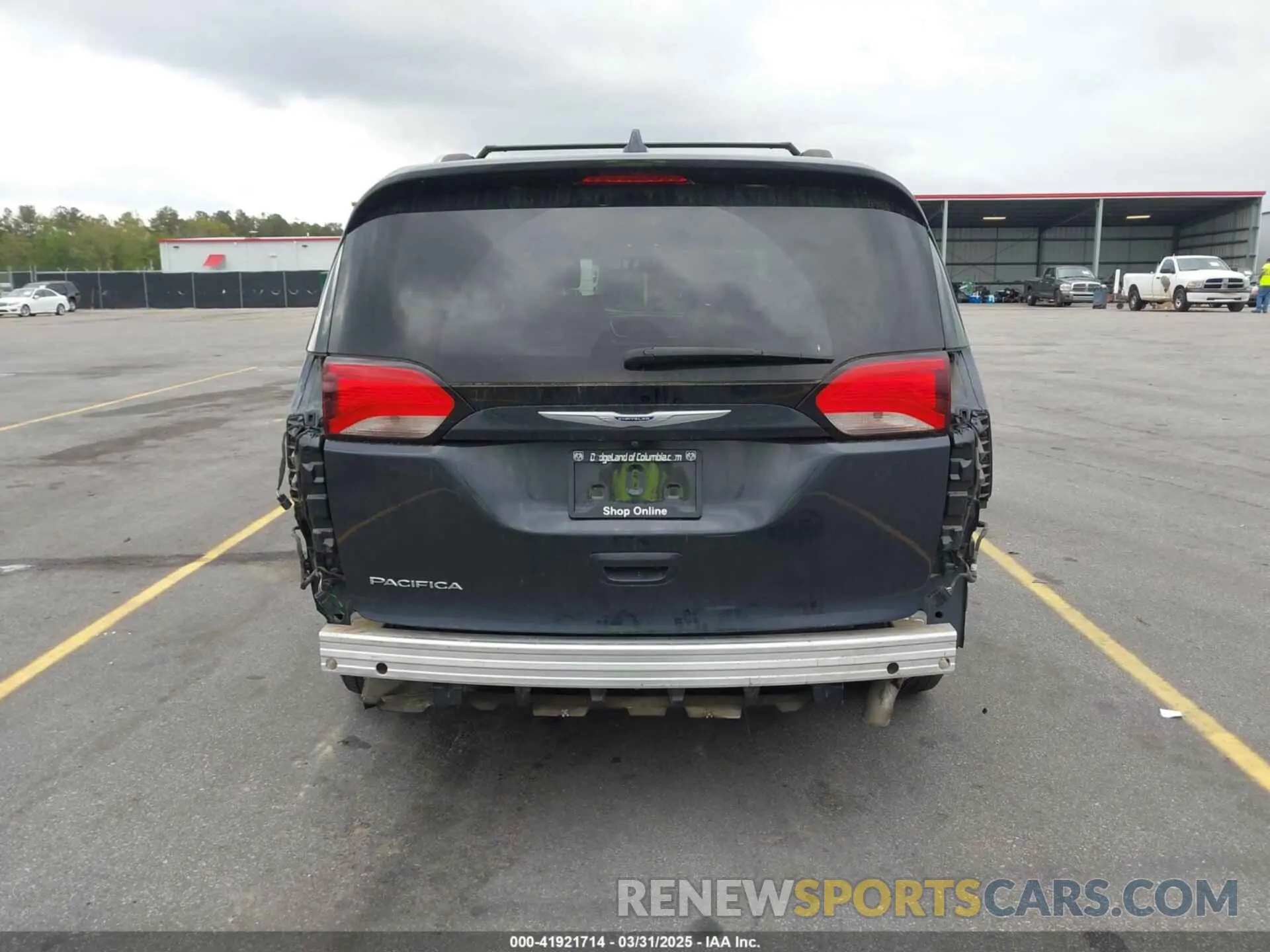 17 fotografías del automóvil dañado 2C4RC1BG7LR284137 CHRYSLER PACIFICA 2020