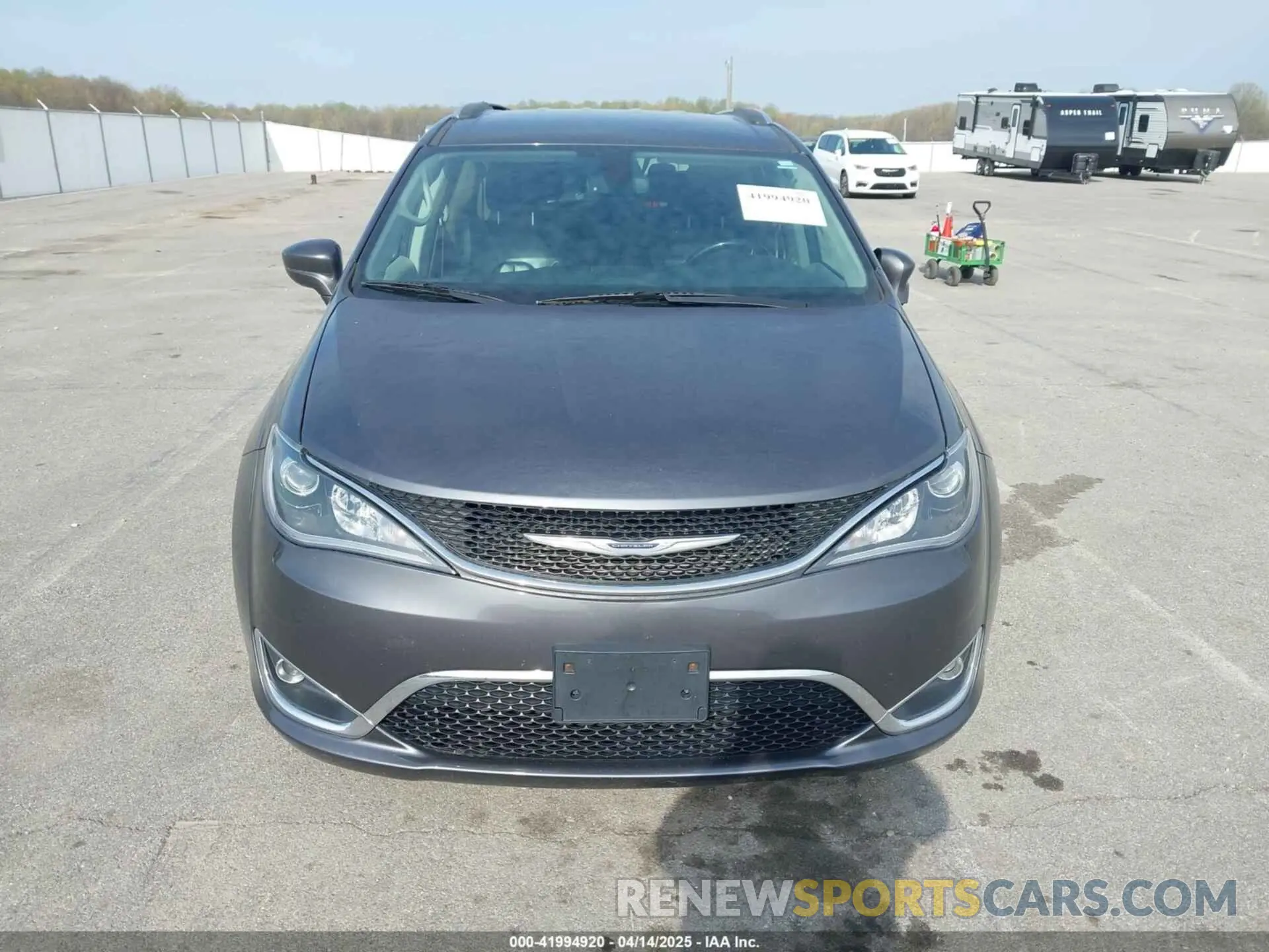 12 fotografías del automóvil dañado 2C4RC1BG9LR268909 CHRYSLER PACIFICA 2020