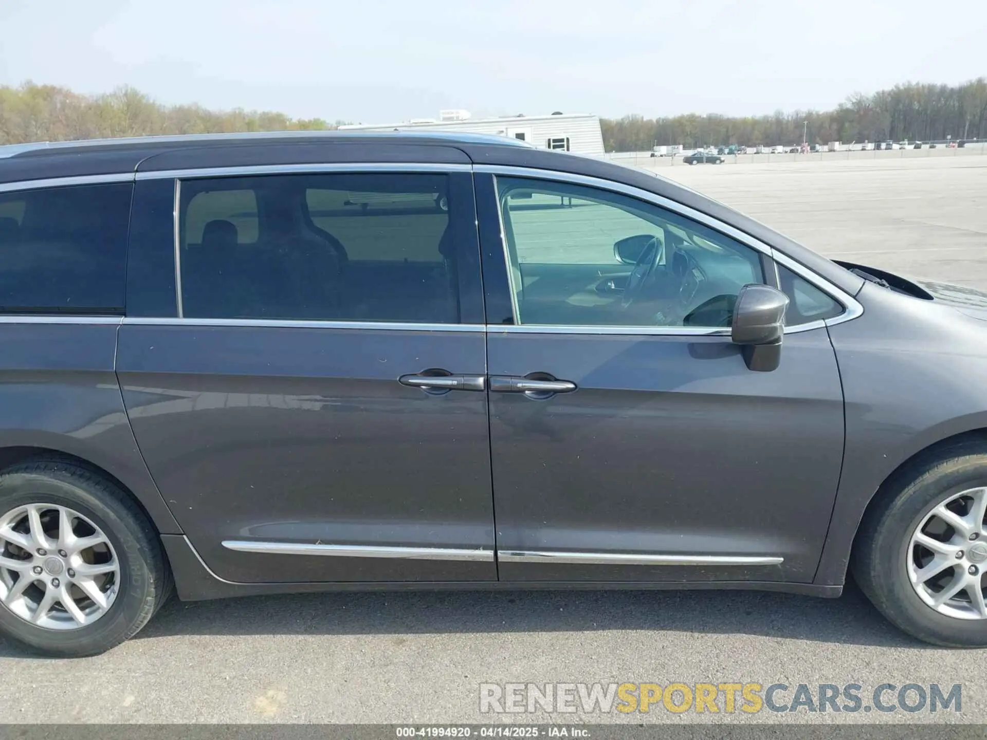 13 fotografías del automóvil dañado 2C4RC1BG9LR268909 CHRYSLER PACIFICA 2020