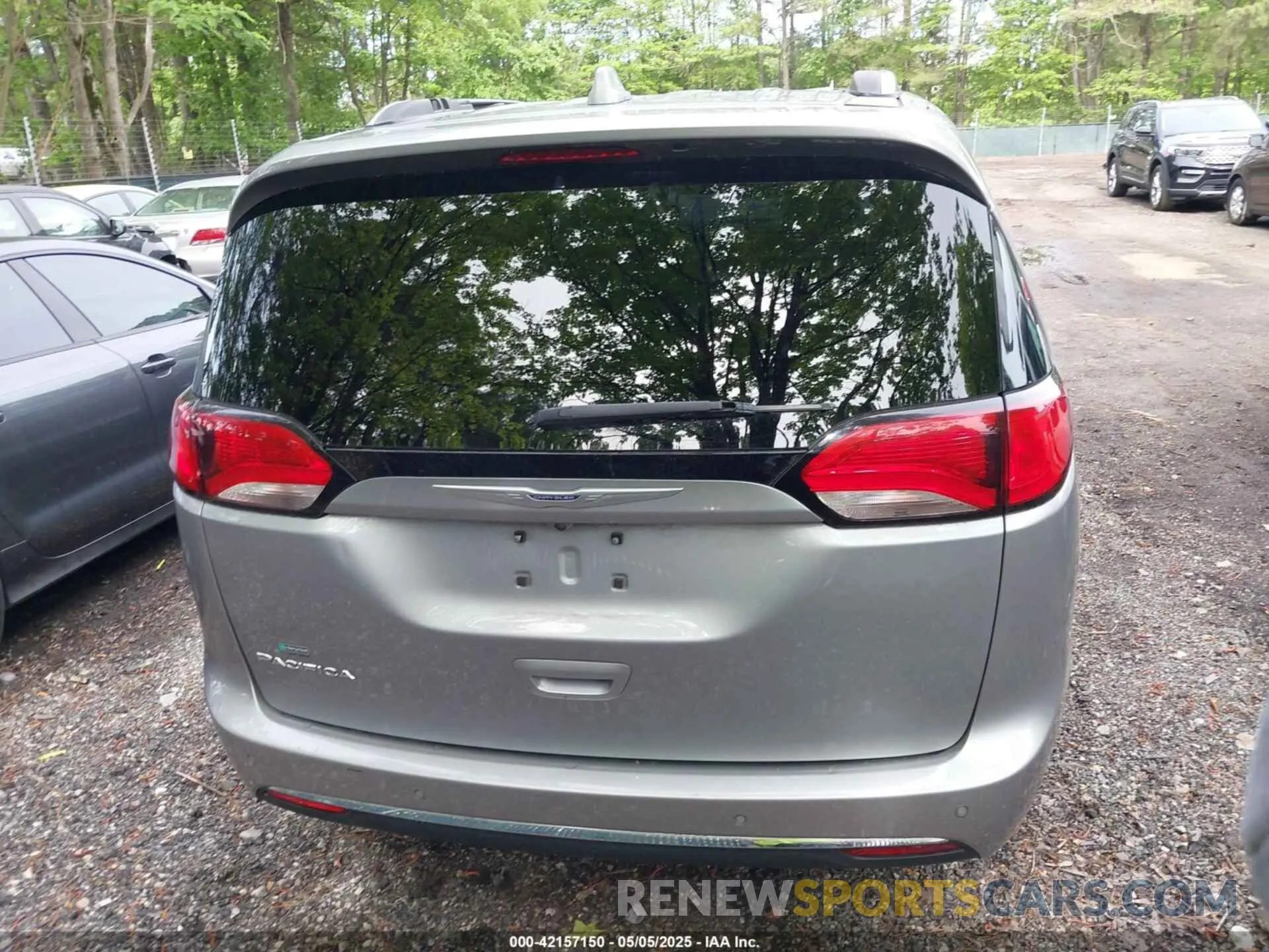 16 fotografías del automóvil dañado 2C4RC1BG9LR275908 CHRYSLER PACIFICA 2020