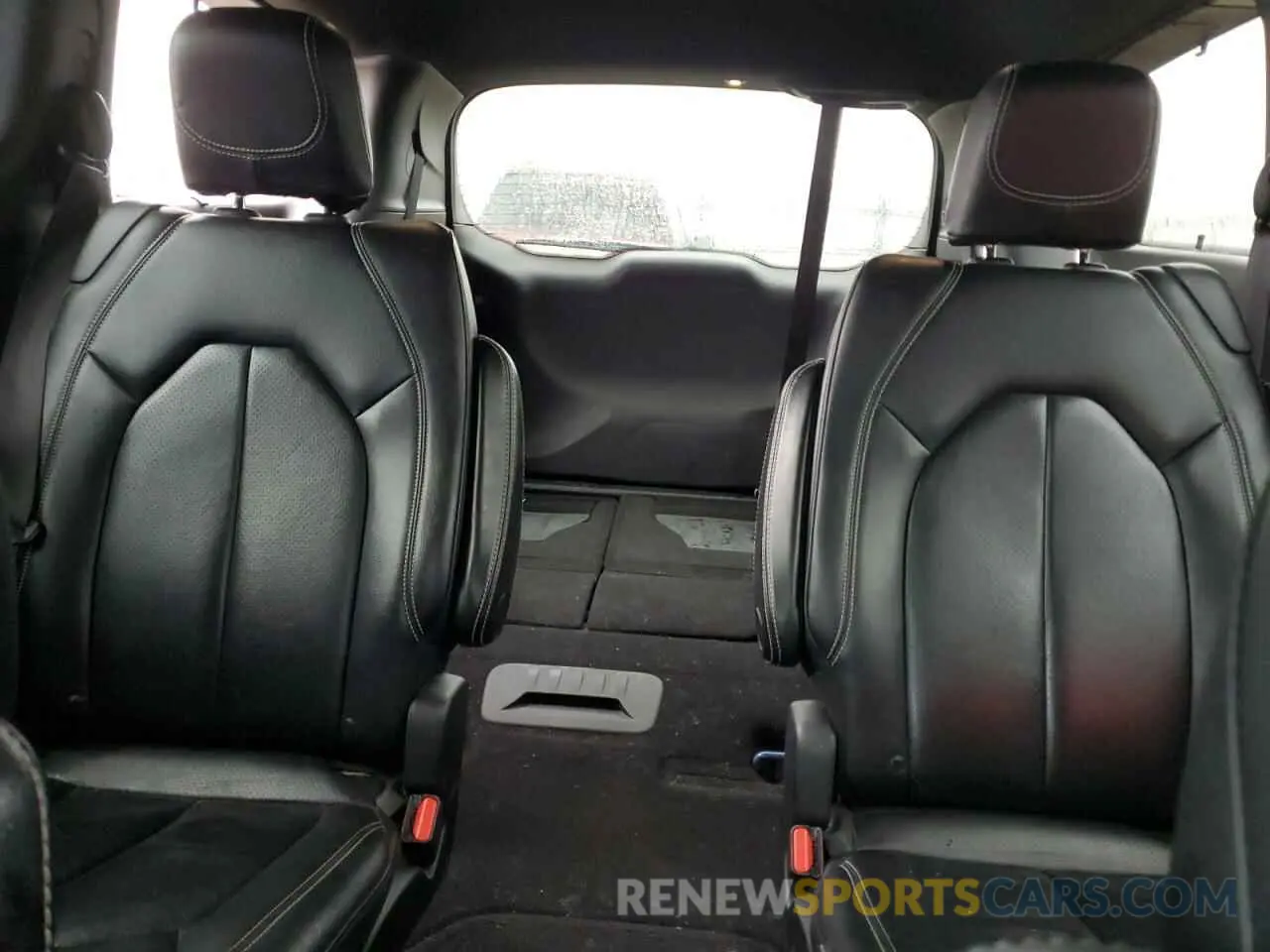 10 fotografías del automóvil dañado 2C4RC1BG9LR287377 CHRYSLER PACIFICA 2020