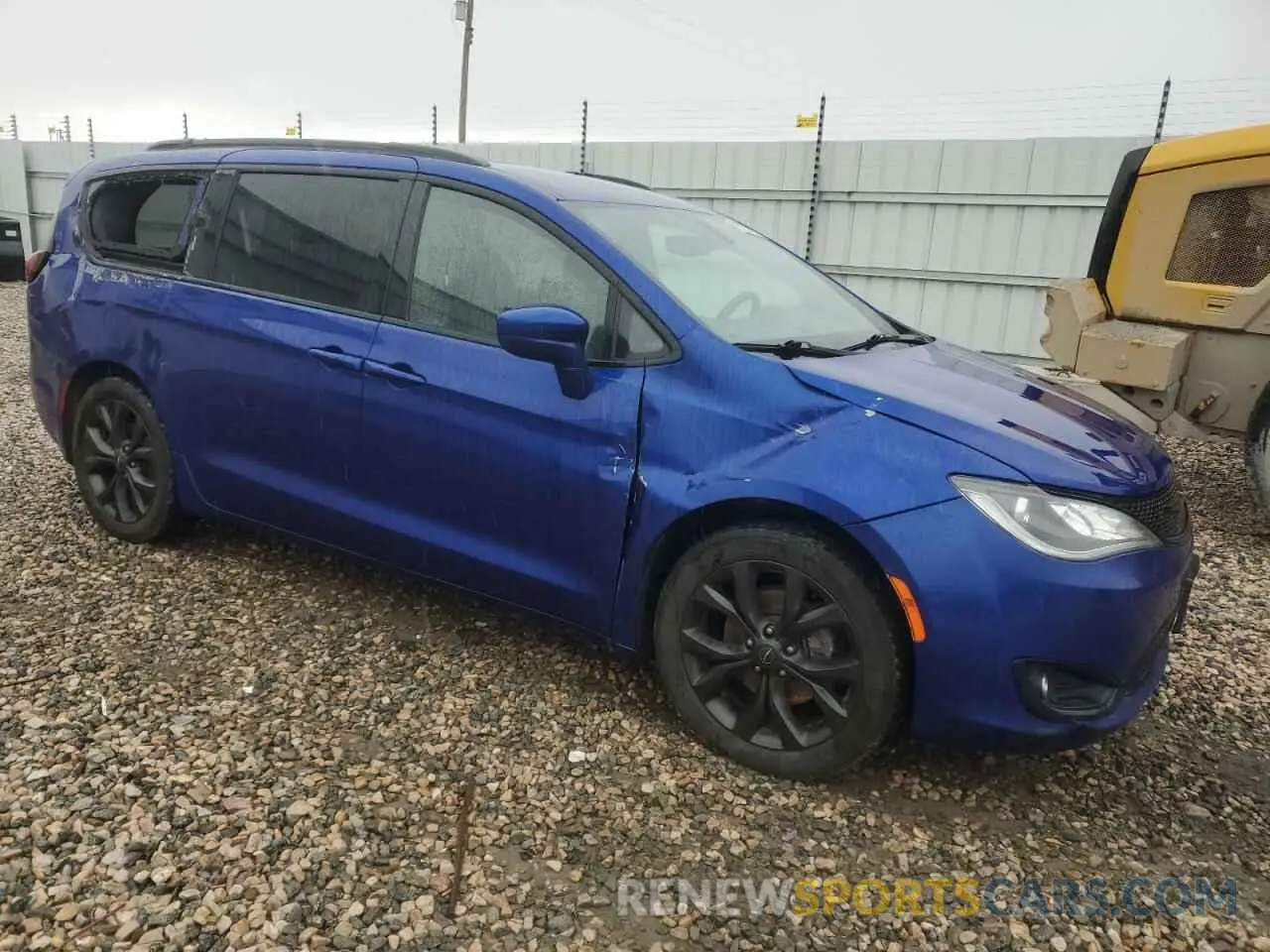 4 fotografías del automóvil dañado 2C4RC1BG9LR287377 CHRYSLER PACIFICA 2020
