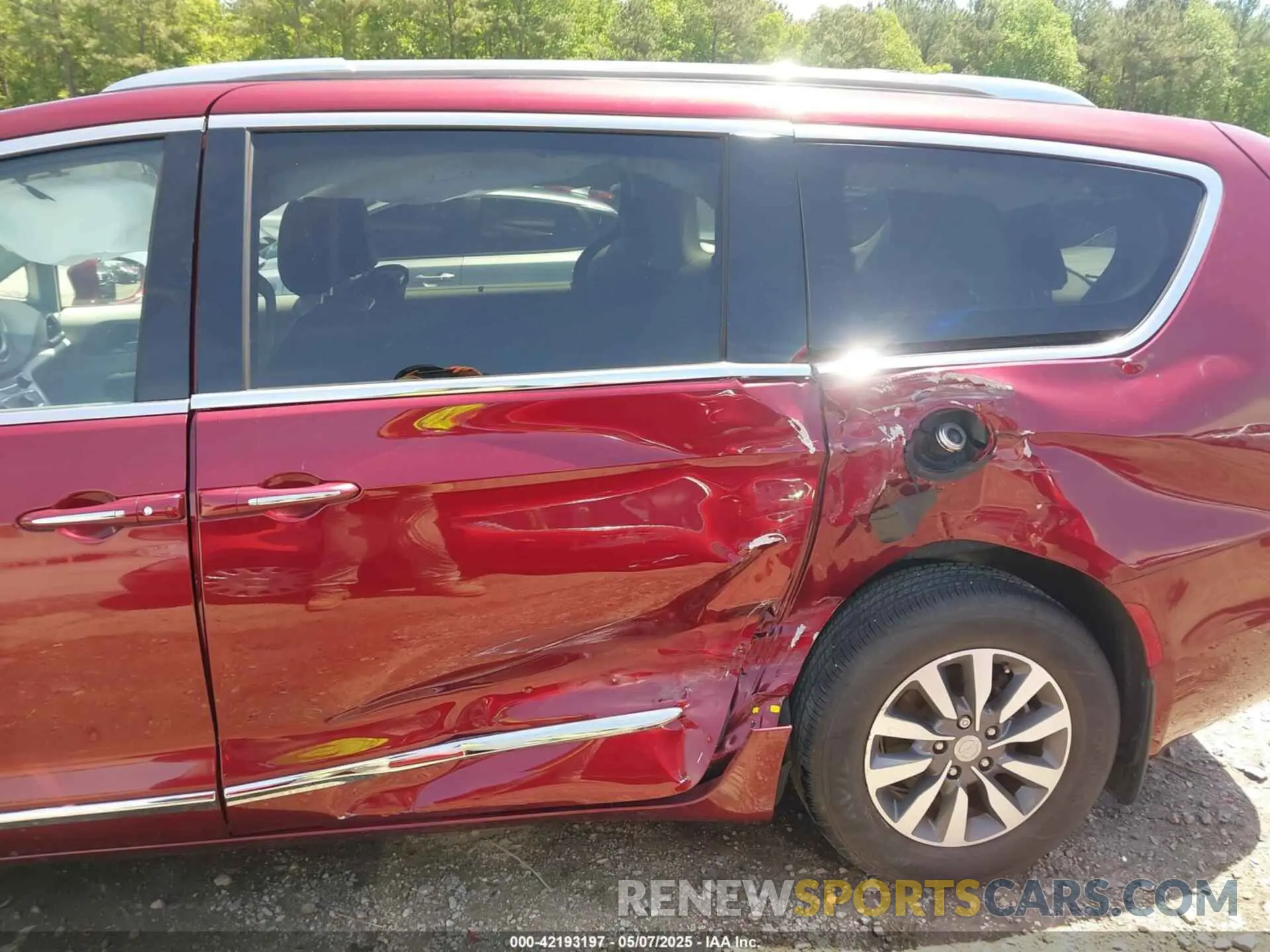 6 fotografías del automóvil dañado 2C4RC1EG2LR210961 CHRYSLER PACIFICA 2020