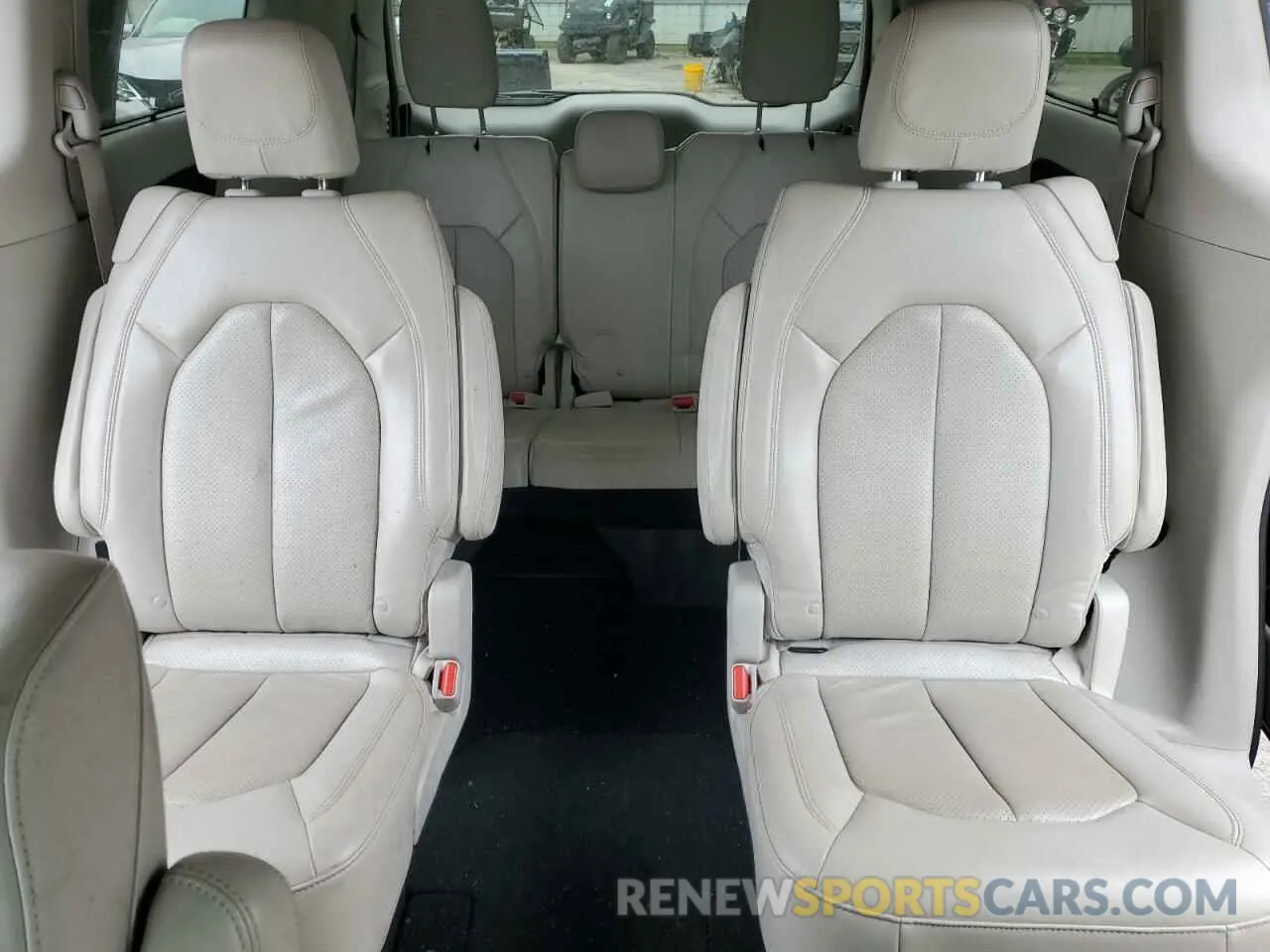 10 fotografías del automóvil dañado 2C4RC1EG3LR138460 CHRYSLER PACIFICA 2020