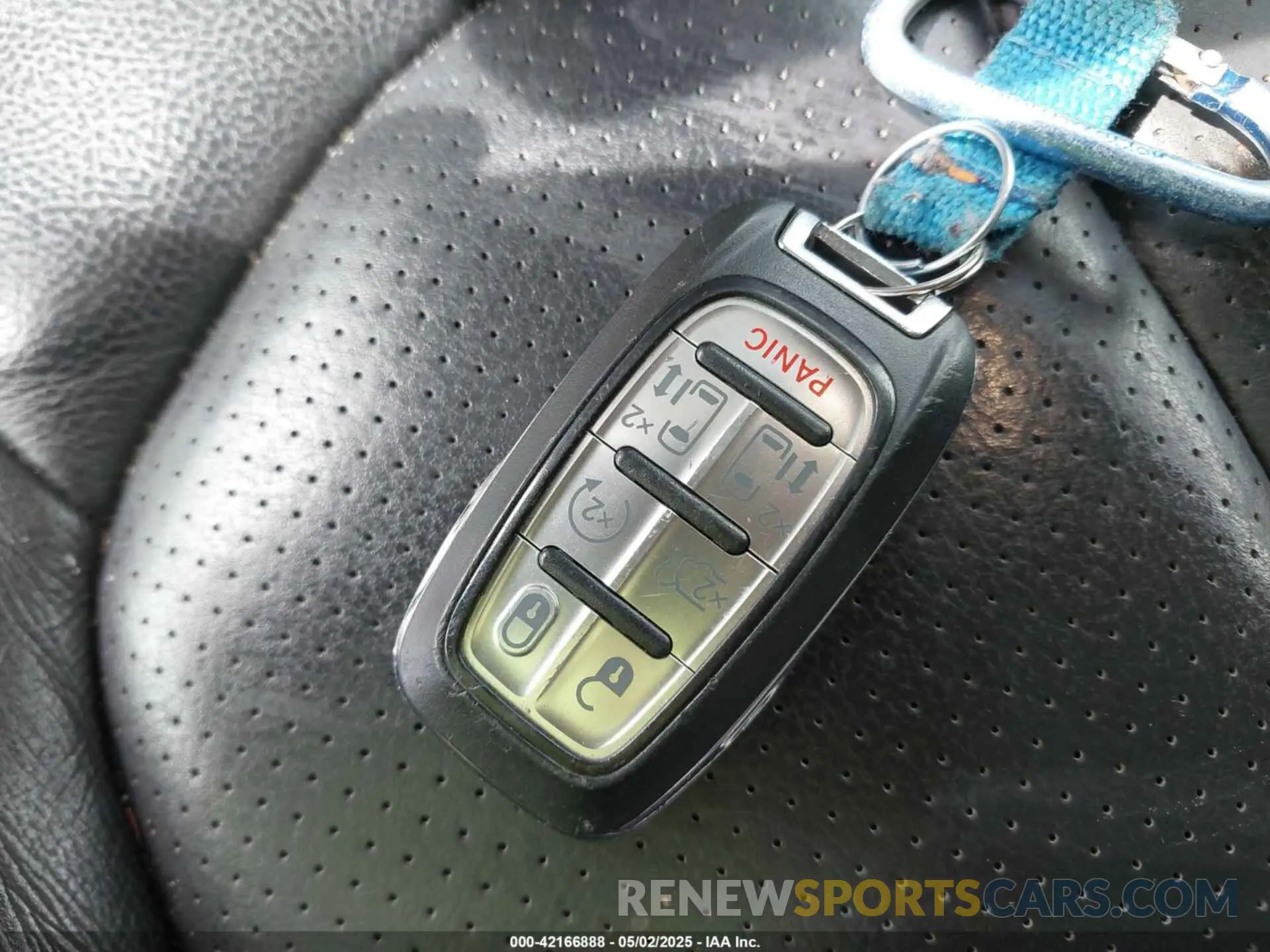 11 fotografías del automóvil dañado 2C4RC1EG3LR172897 CHRYSLER PACIFICA 2020