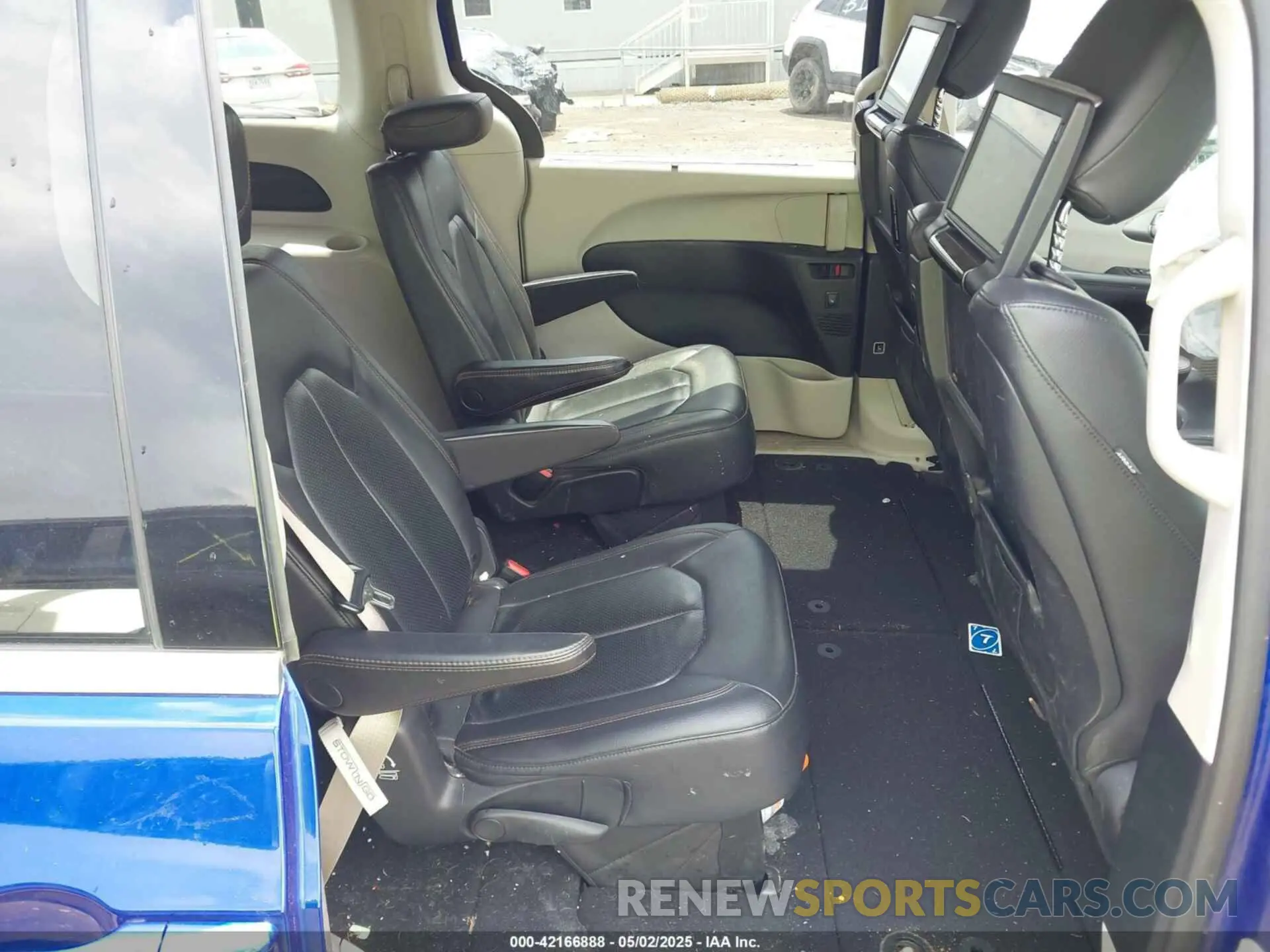 8 fotografías del automóvil dañado 2C4RC1EG3LR172897 CHRYSLER PACIFICA 2020