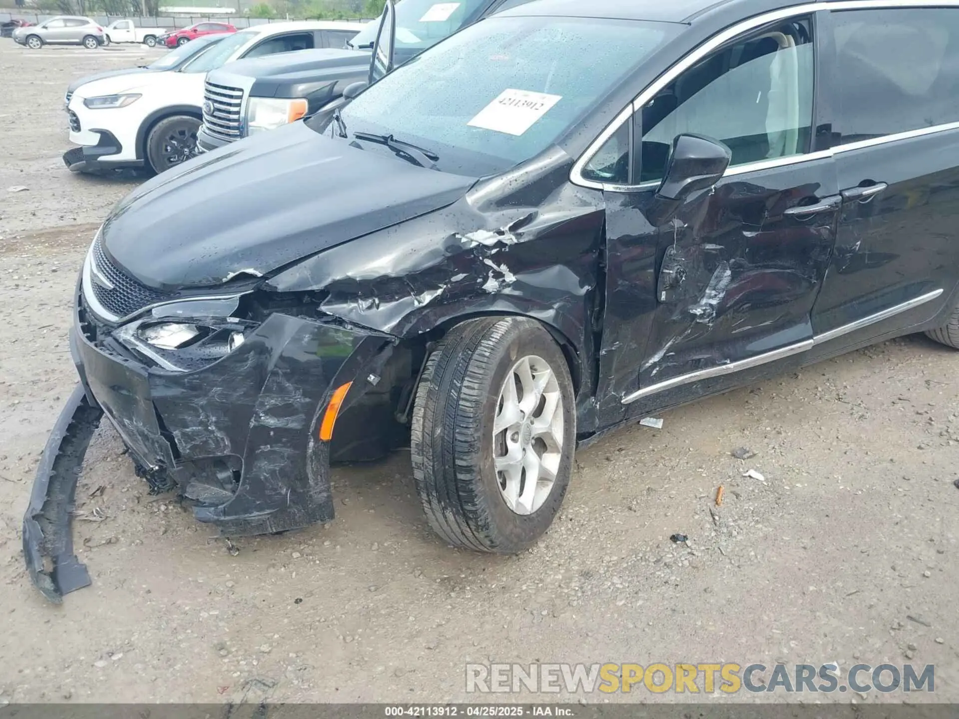 12 fotografías del automóvil dañado 2C4RC1EG4LR108013 CHRYSLER PACIFICA 2020