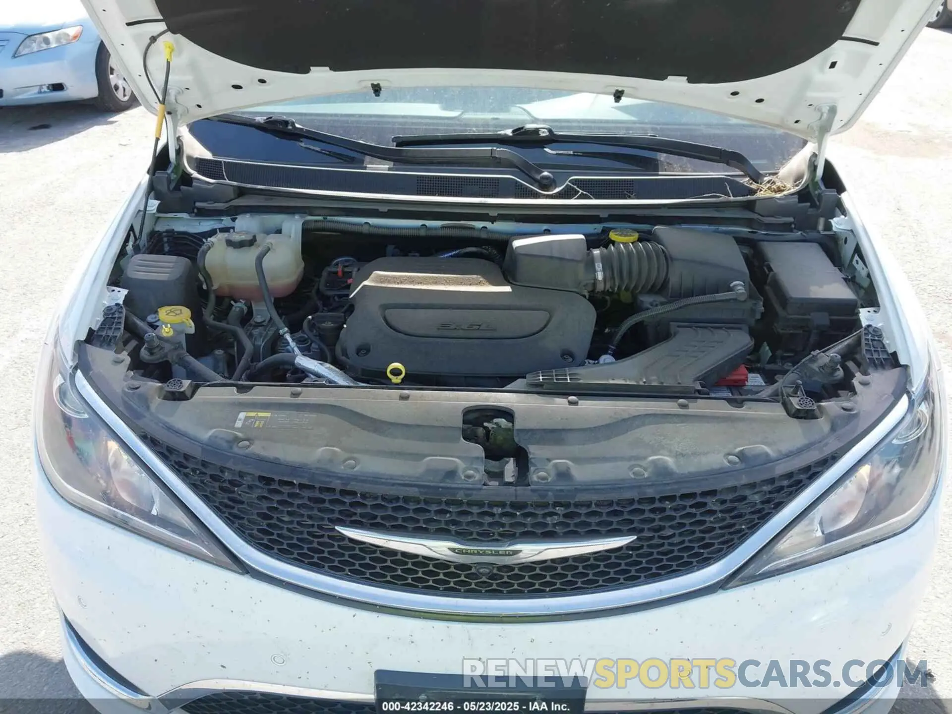 10 fotografías del automóvil dañado 2C4RC1EG5LR102298 CHRYSLER PACIFICA 2020