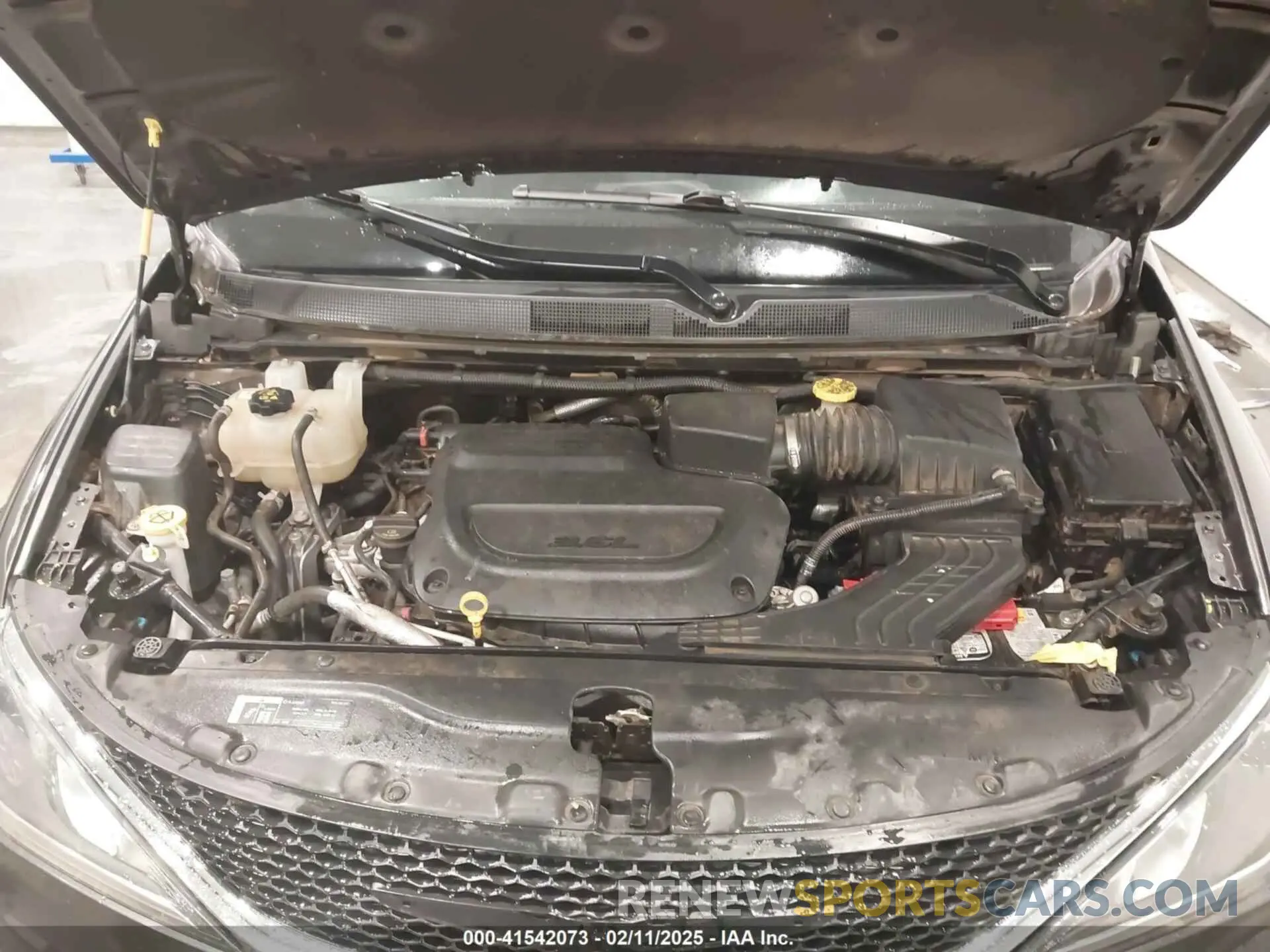 10 fotografías del automóvil dañado 2C4RC1EG7LR108488 CHRYSLER PACIFICA 2020