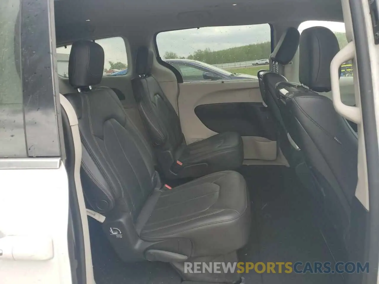 11 fotografías del automóvil dañado 2C4RC1EG8LR281047 CHRYSLER PACIFICA 2020