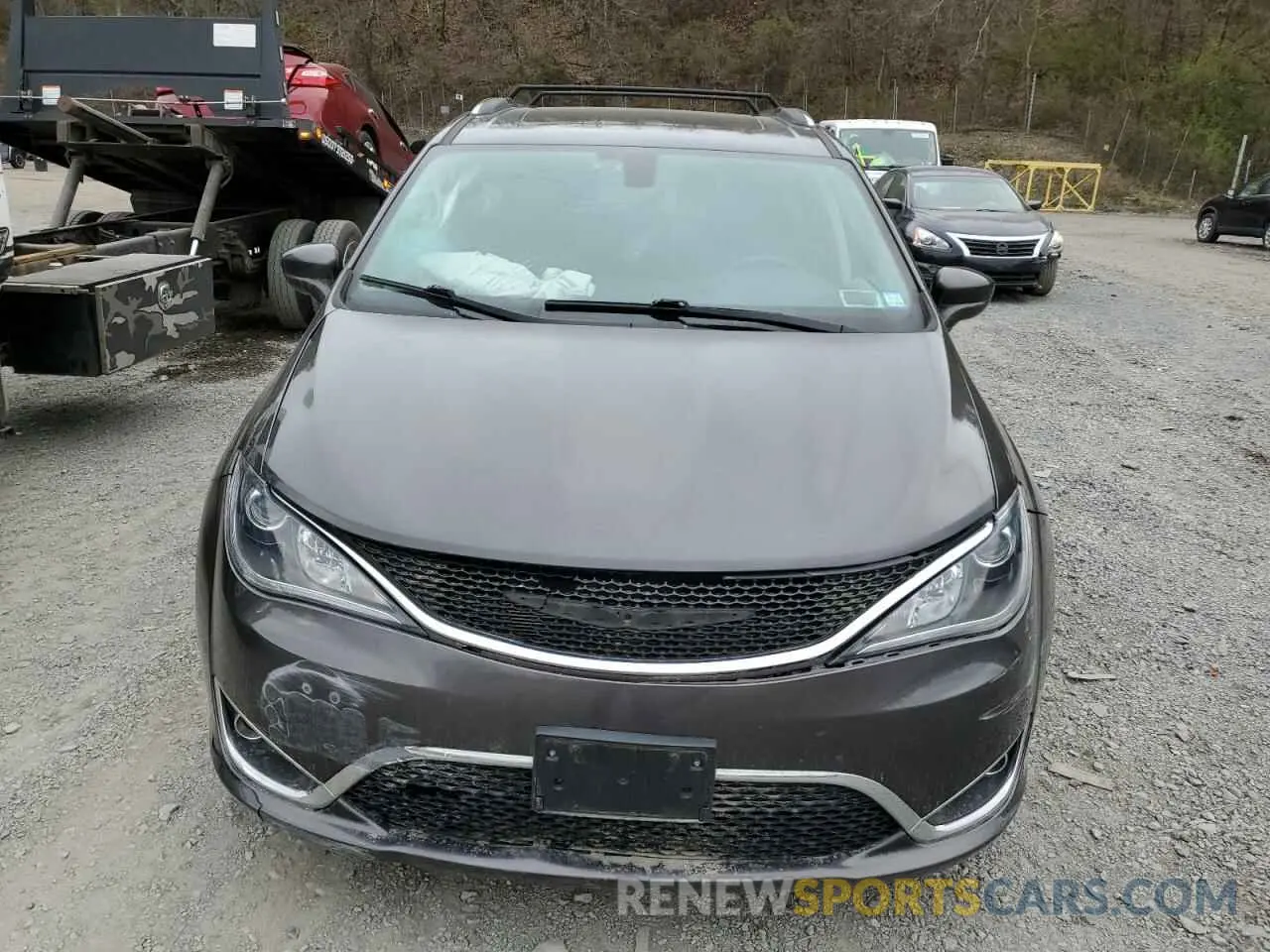 5 fotografías del automóvil dañado 2C4RC1EG9LR252558 CHRYSLER PACIFICA 2020