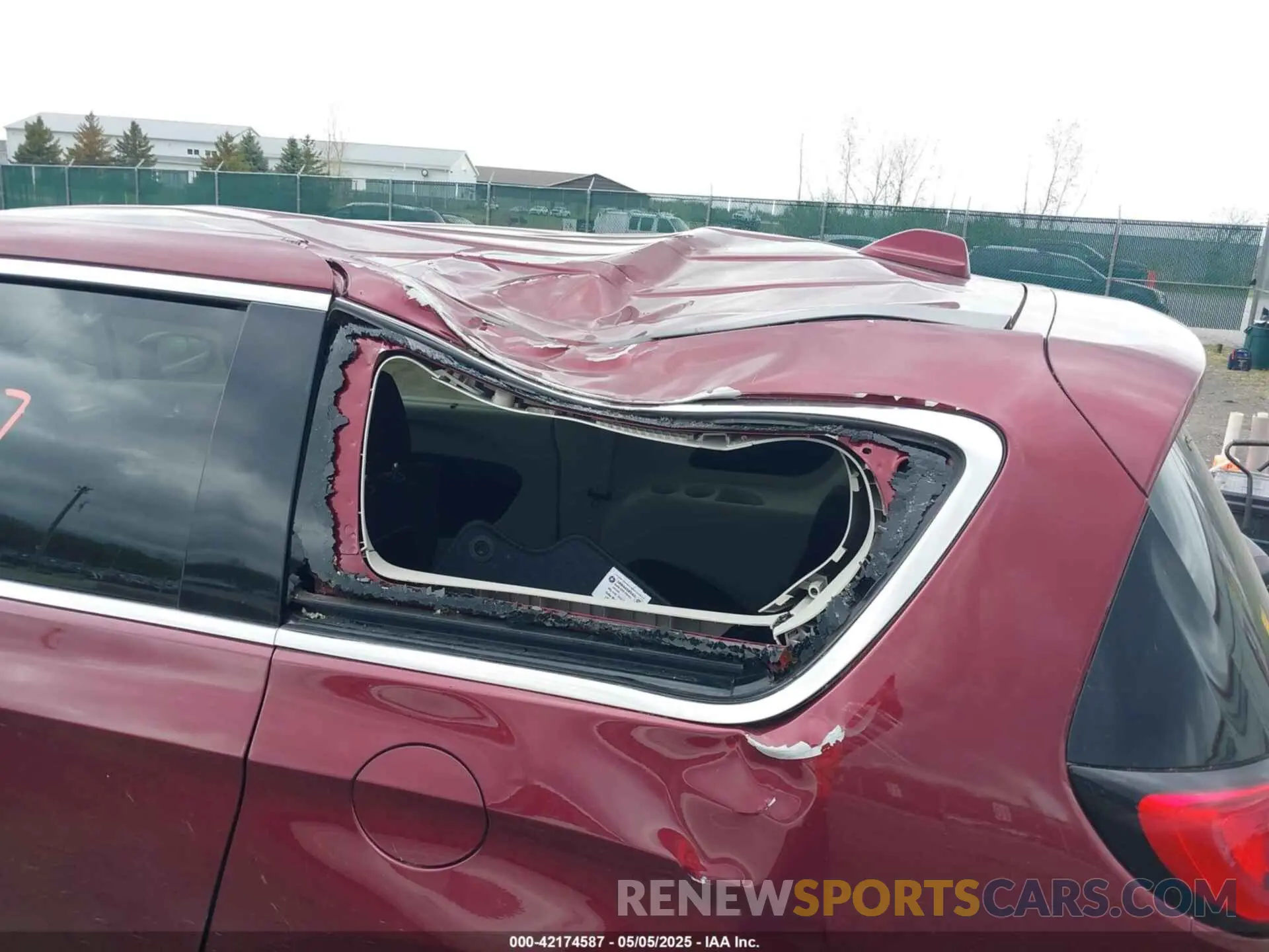 6 fotografías del automóvil dañado 2C4RC1FG0LR266864 CHRYSLER PACIFICA 2020