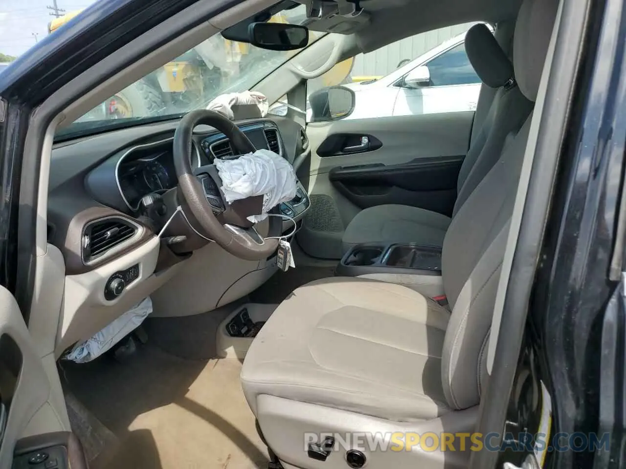 7 fotografías del automóvil dañado 2C4RC1FG1LR143364 CHRYSLER PACIFICA 2020