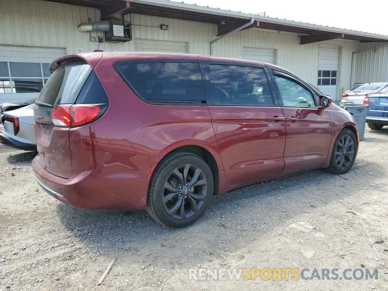 3 fotografías del automóvil dañado 2C4RC1FG2LR235891 CHRYSLER PACIFICA 2020