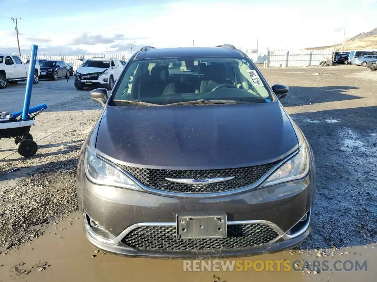 5 fotografías del automóvil dañado 2C4RC1FG2LR281785 CHRYSLER PACIFICA 2020