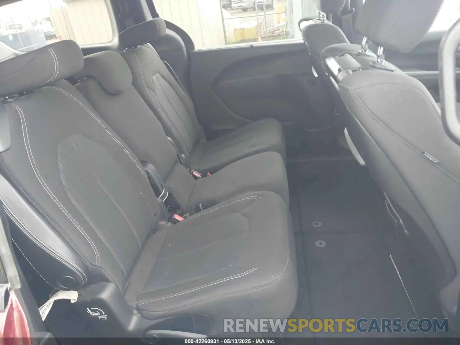 8 fotografías del automóvil dañado 2C4RC1FG6LR142887 CHRYSLER PACIFICA 2020