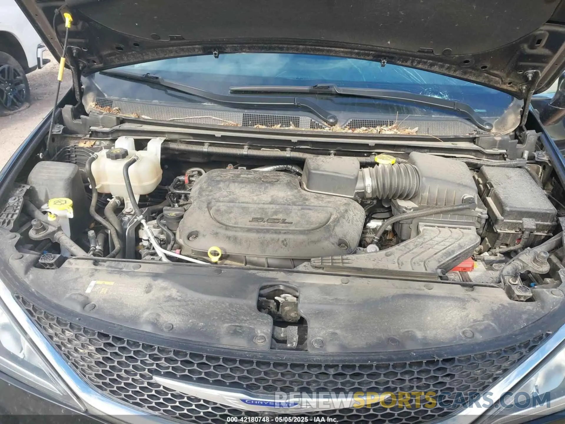 10 fotografías del automóvil dañado 2C4RC1FG6LR205129 CHRYSLER PACIFICA 2020