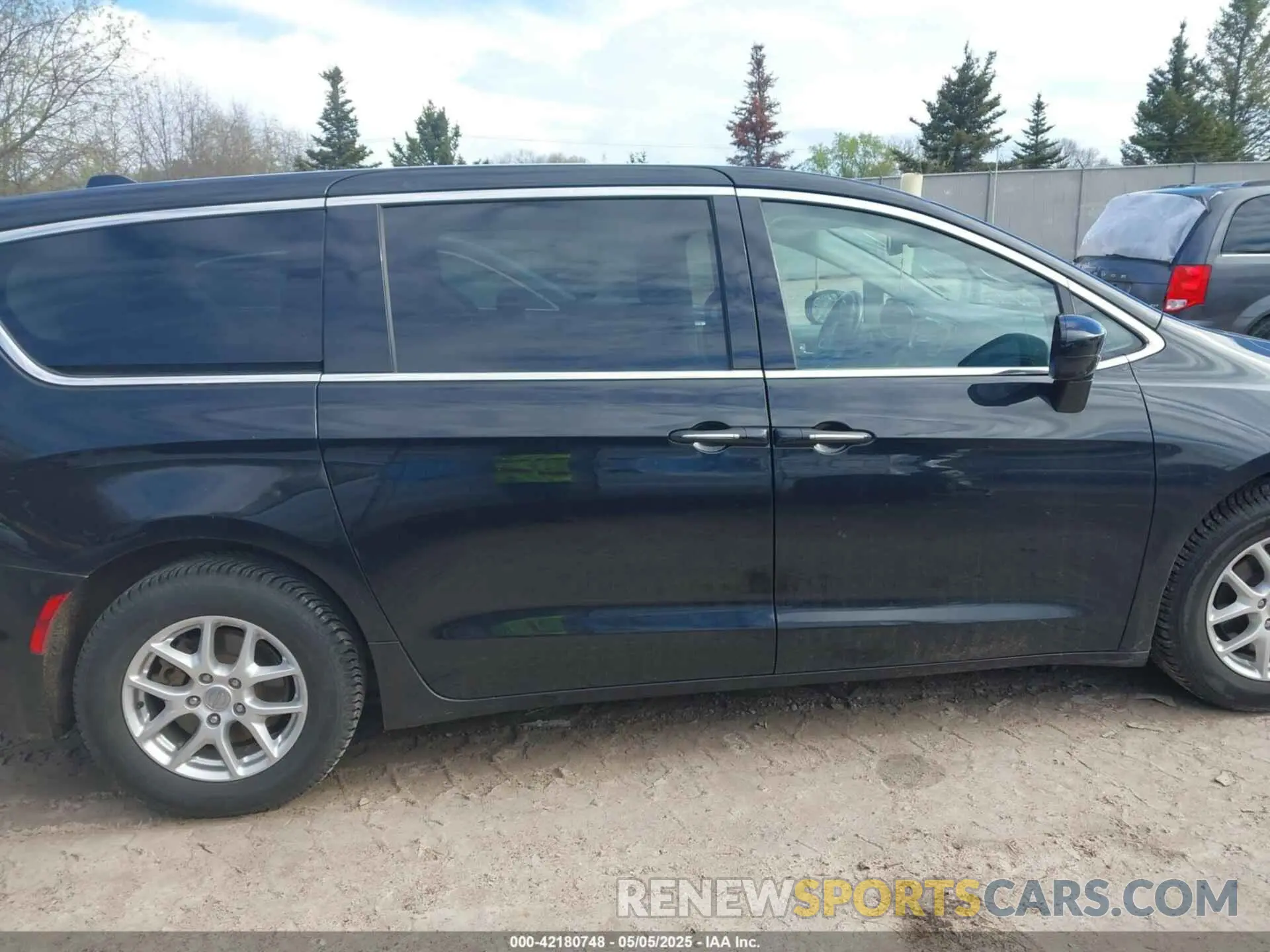 13 fotografías del automóvil dañado 2C4RC1FG6LR205129 CHRYSLER PACIFICA 2020
