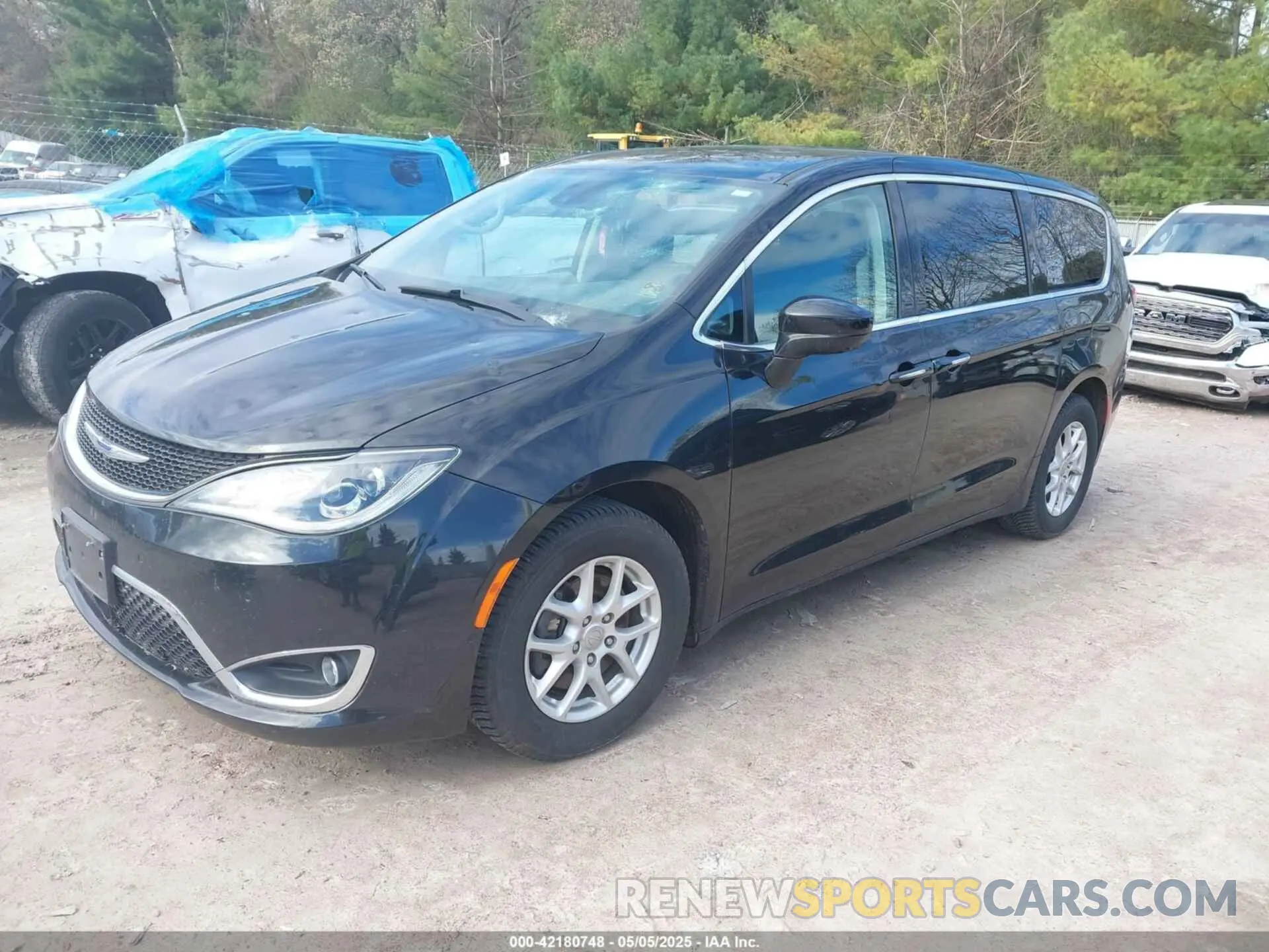 2 fotografías del automóvil dañado 2C4RC1FG6LR205129 CHRYSLER PACIFICA 2020