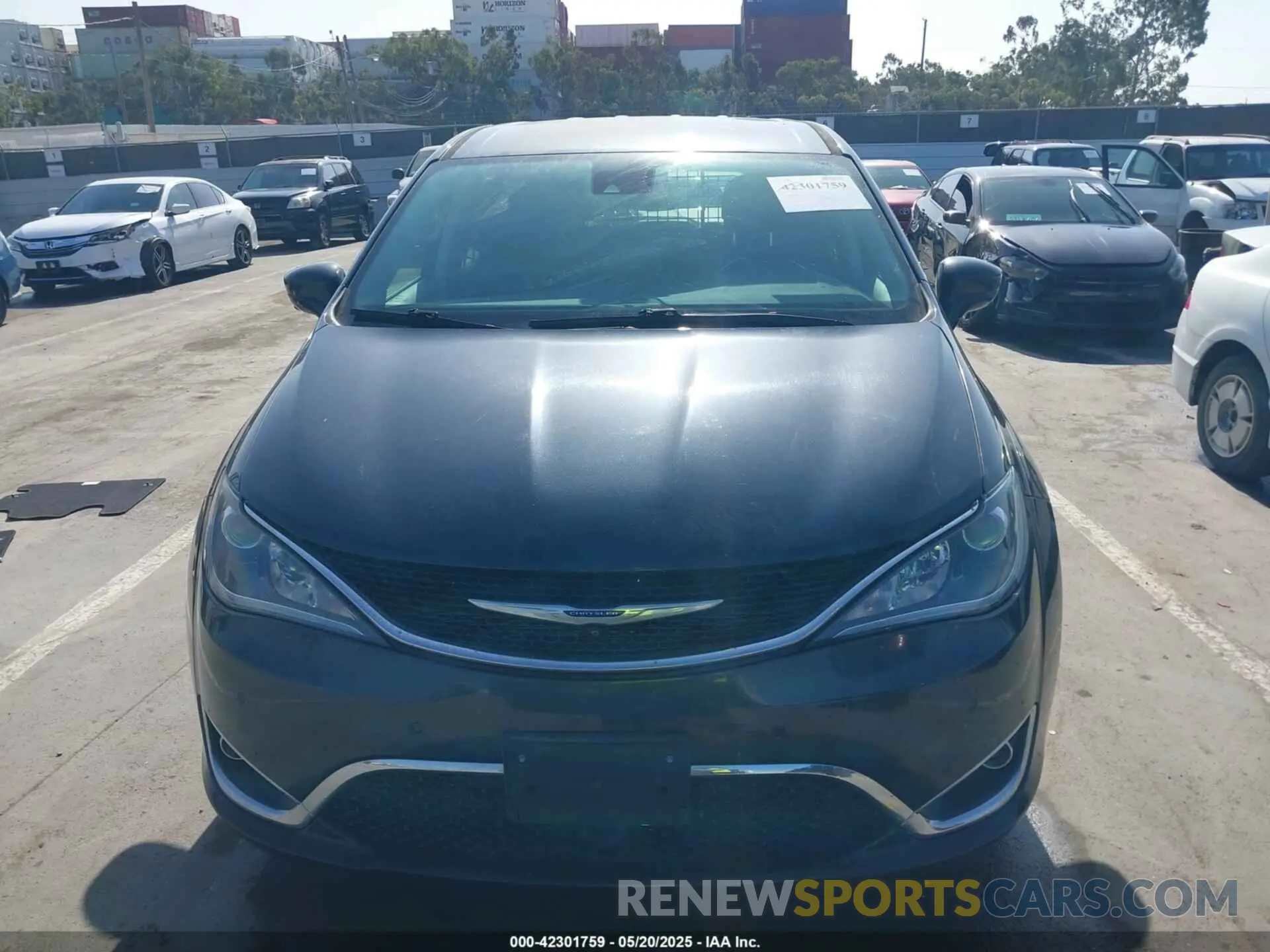 12 fotografías del automóvil dañado 2C4RC1FG7LR222666 CHRYSLER PACIFICA 2020