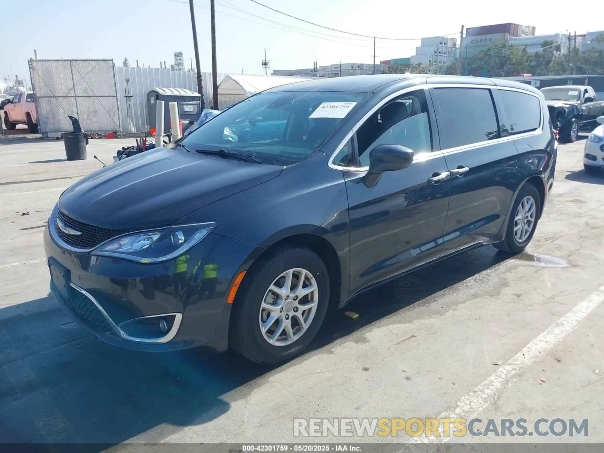2 fotografías del automóvil dañado 2C4RC1FG7LR222666 CHRYSLER PACIFICA 2020