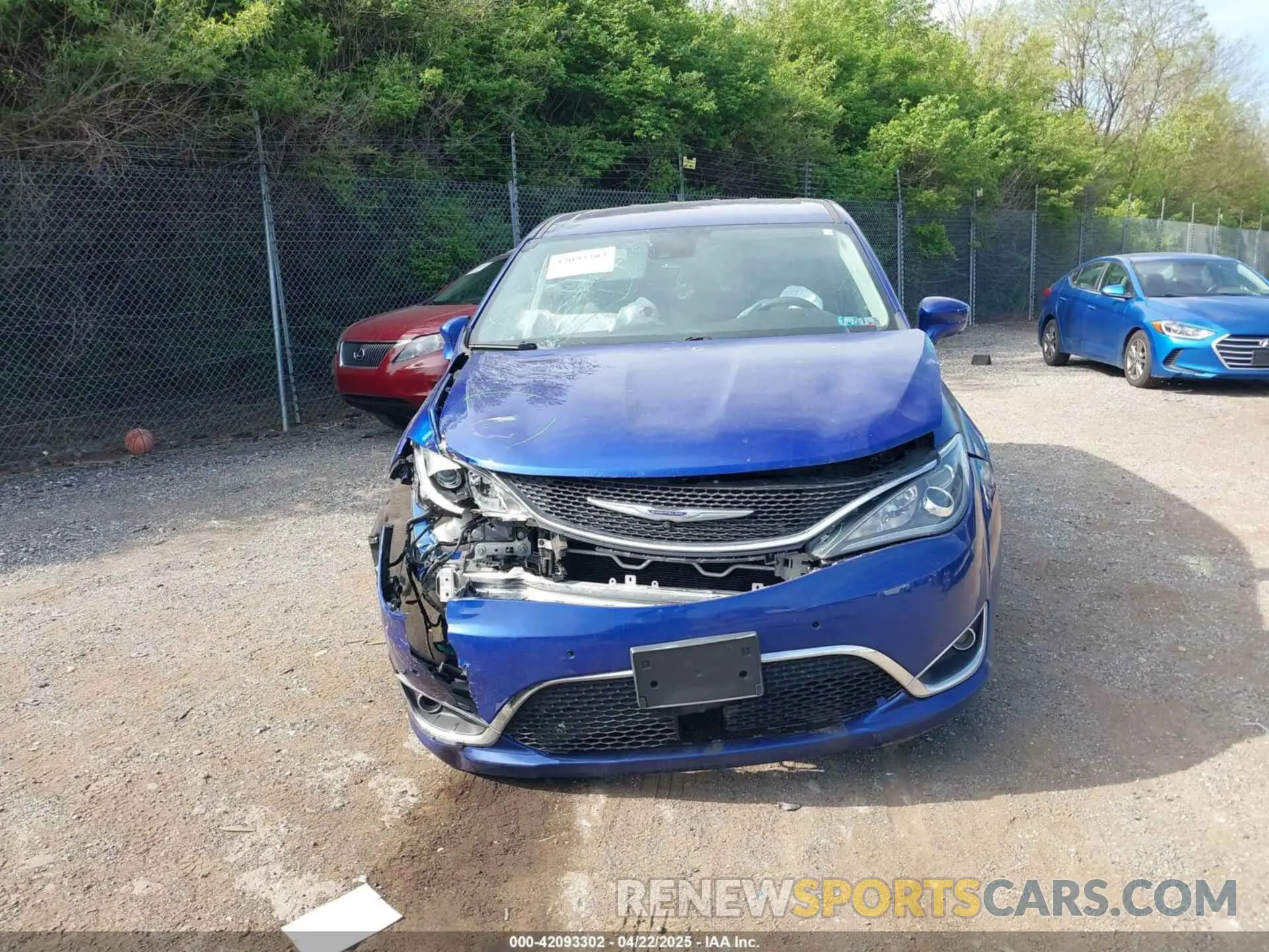 13 fotografías del automóvil dañado 2C4RC1FGXLR185354 CHRYSLER PACIFICA 2020
