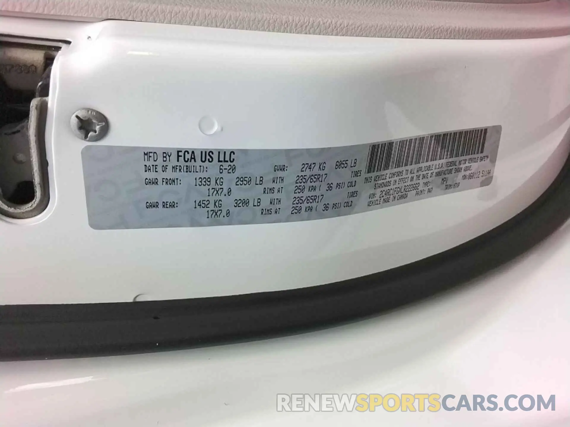 11 fotografías del automóvil dañado 2C4RC1FGXLR222662 CHRYSLER PACIFICA 2020