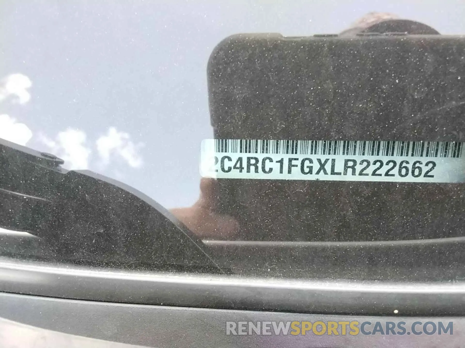 3 fotografías del automóvil dañado 2C4RC1FGXLR222662 CHRYSLER PACIFICA 2020
