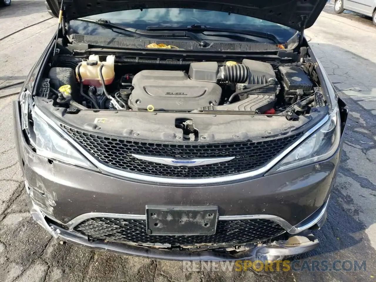 12 fotografías del automóvil dañado 2C4RC1FGXLR237579 CHRYSLER PACIFICA 2020