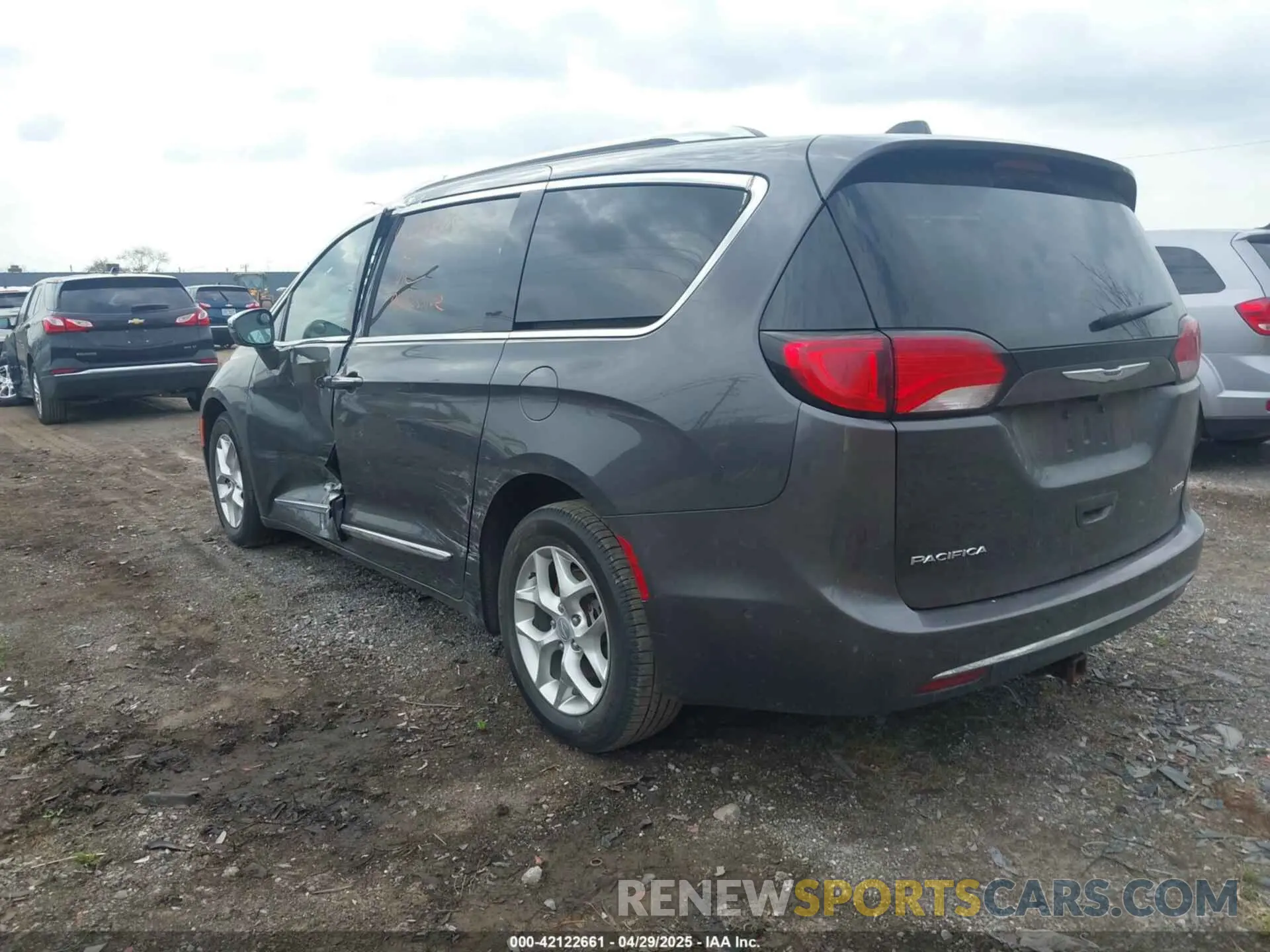 3 fotografías del automóvil dañado 2C4RC1GG2LR151861 CHRYSLER PACIFICA 2020