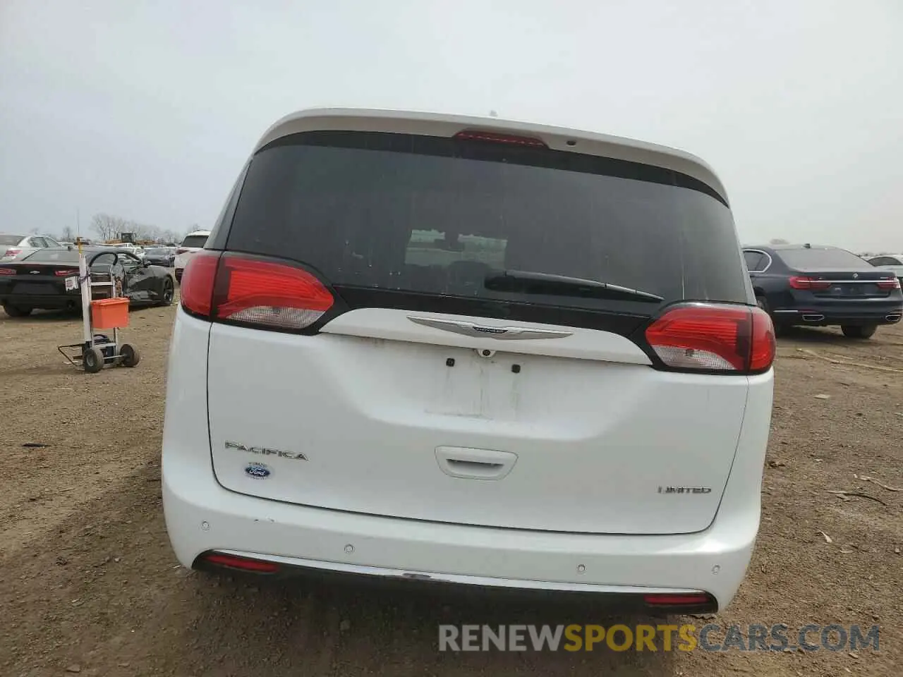 6 fotografías del automóvil dañado 2C4RC1GG2LR290324 CHRYSLER PACIFICA 2020