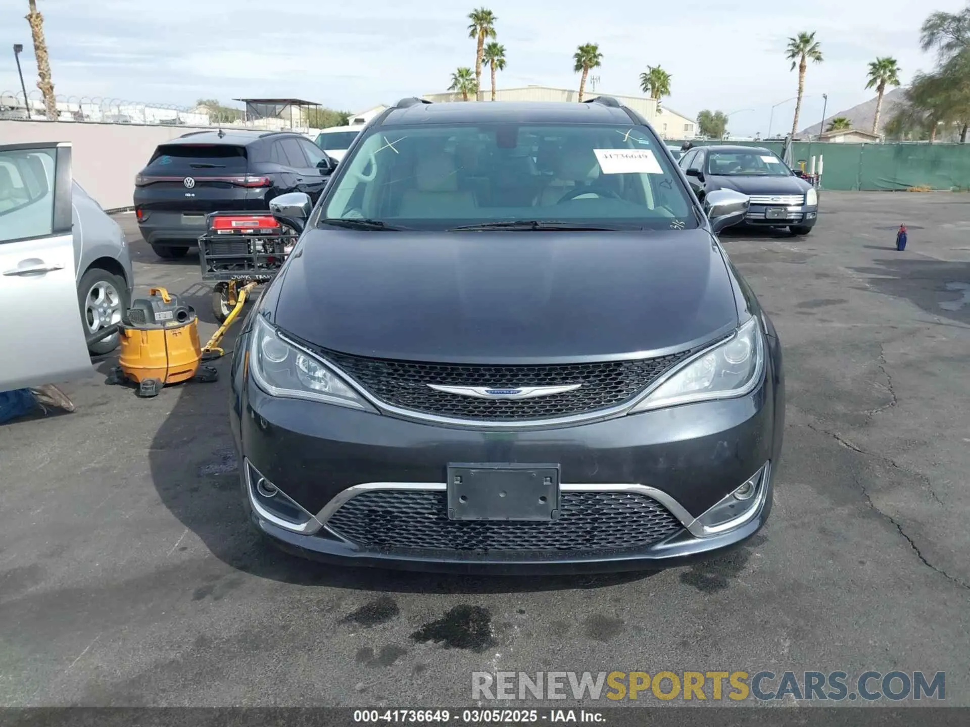 11 fotografías del automóvil dañado 2C4RC1GG4LR156463 CHRYSLER PACIFICA 2020