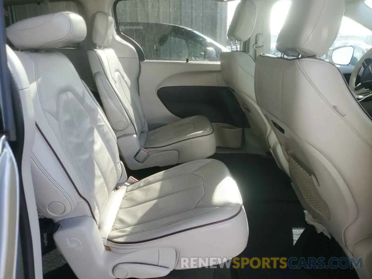11 fotografías del automóvil dañado 2C4RC1GG5LR151918 CHRYSLER PACIFICA 2020