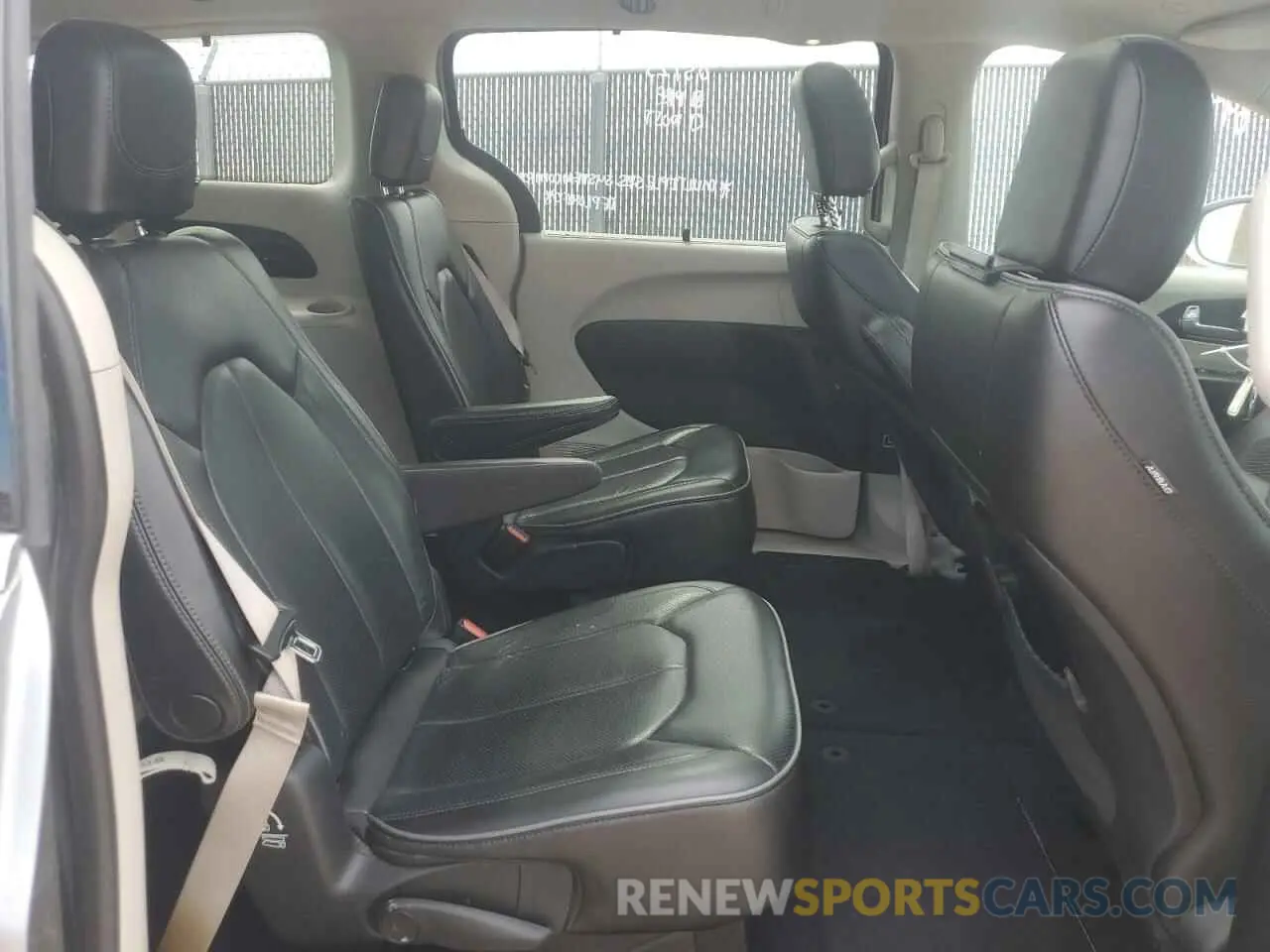 11 fotografías del automóvil dañado 2C4RC1GG5LR284775 CHRYSLER PACIFICA 2020