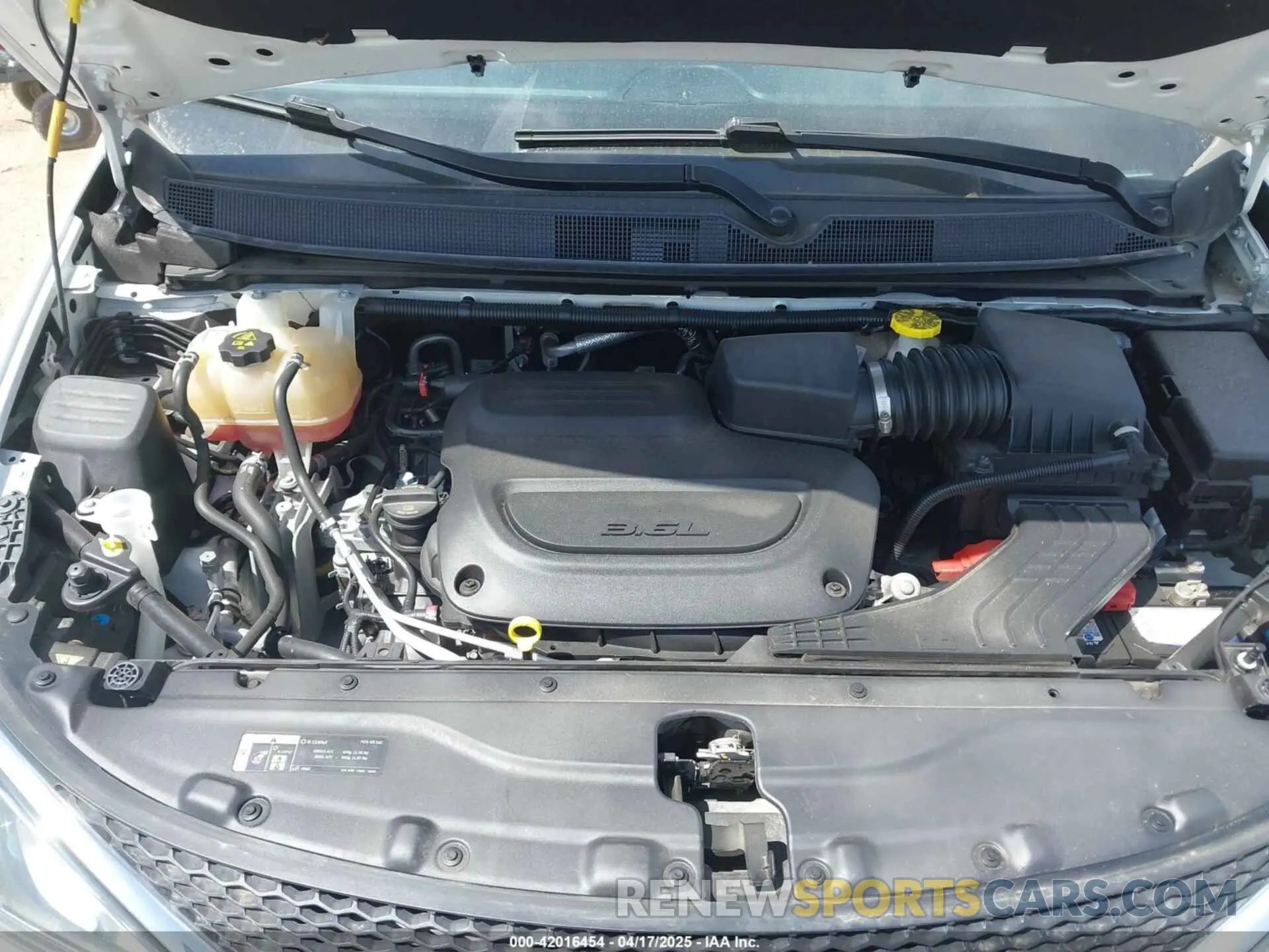 10 fotografías del automóvil dañado 2C4RC1GG6LR171708 CHRYSLER PACIFICA 2020