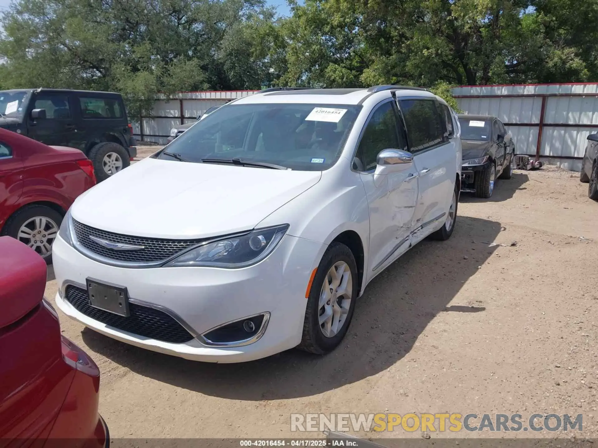 2 fotografías del automóvil dañado 2C4RC1GG6LR171708 CHRYSLER PACIFICA 2020