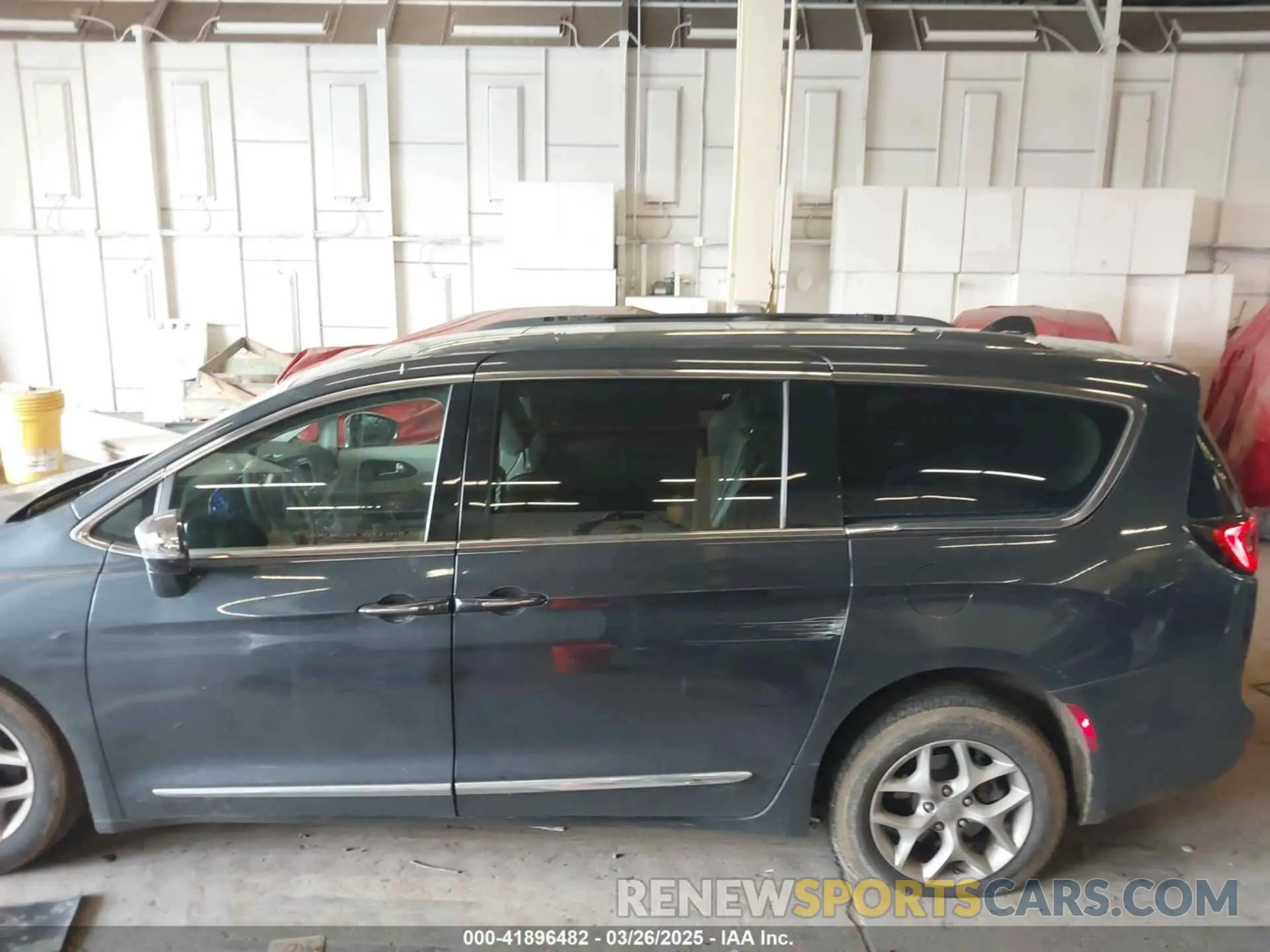 14 fotografías del automóvil dañado 2C4RC1GG7LR144176 CHRYSLER PACIFICA 2020