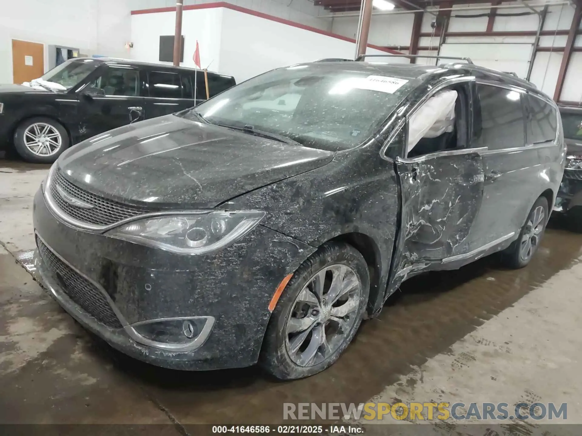 2 fotografías del automóvil dañado 2C4RC1GG8LR116211 CHRYSLER PACIFICA 2020