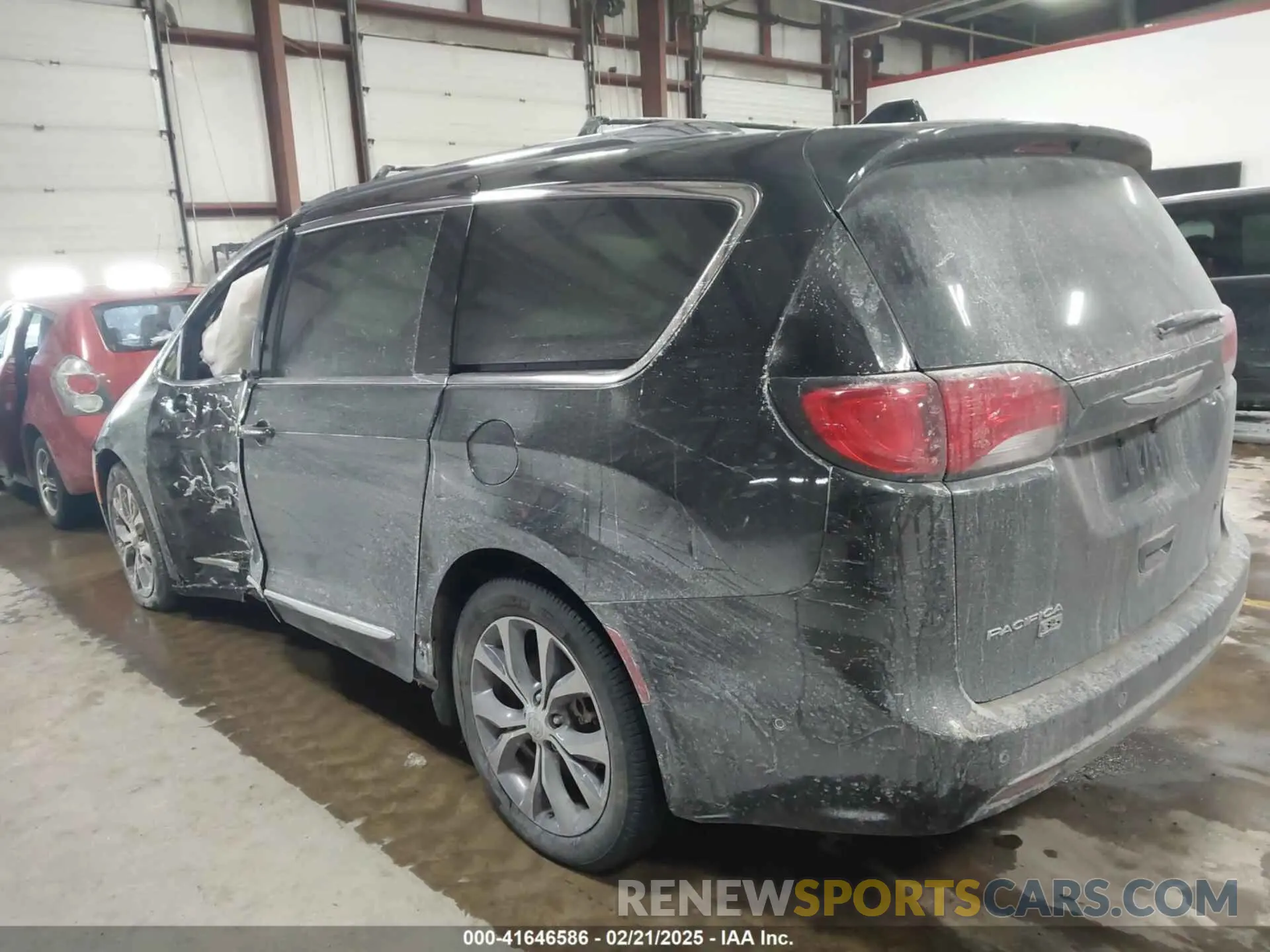 3 fotografías del automóvil dañado 2C4RC1GG8LR116211 CHRYSLER PACIFICA 2020