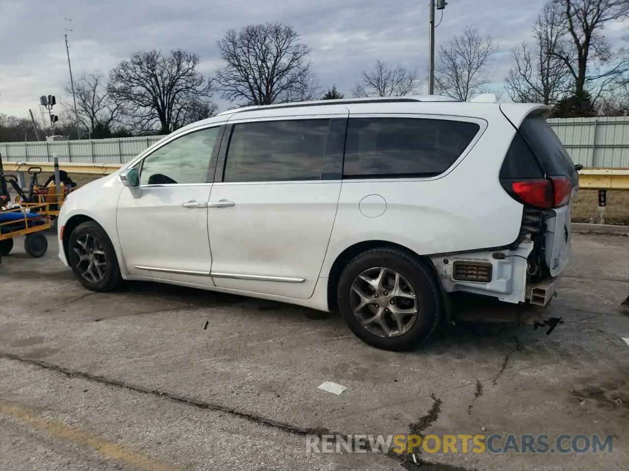 2 fotografías del automóvil dañado 2C4RC1GG9LR158001 CHRYSLER PACIFICA 2020