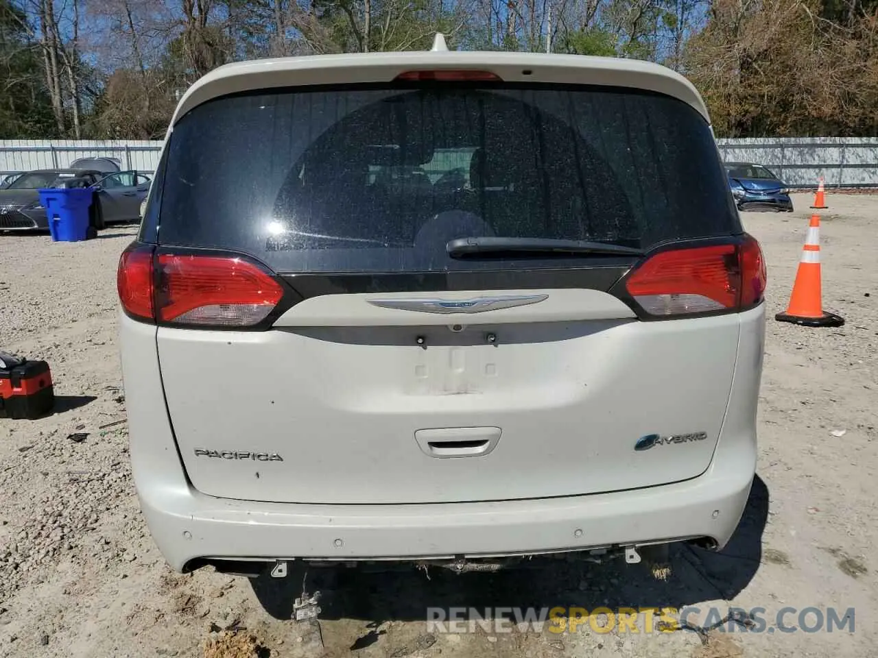 6 fotografías del automóvil dañado 2C4RC1N77LR263428 CHRYSLER PACIFICA 2020