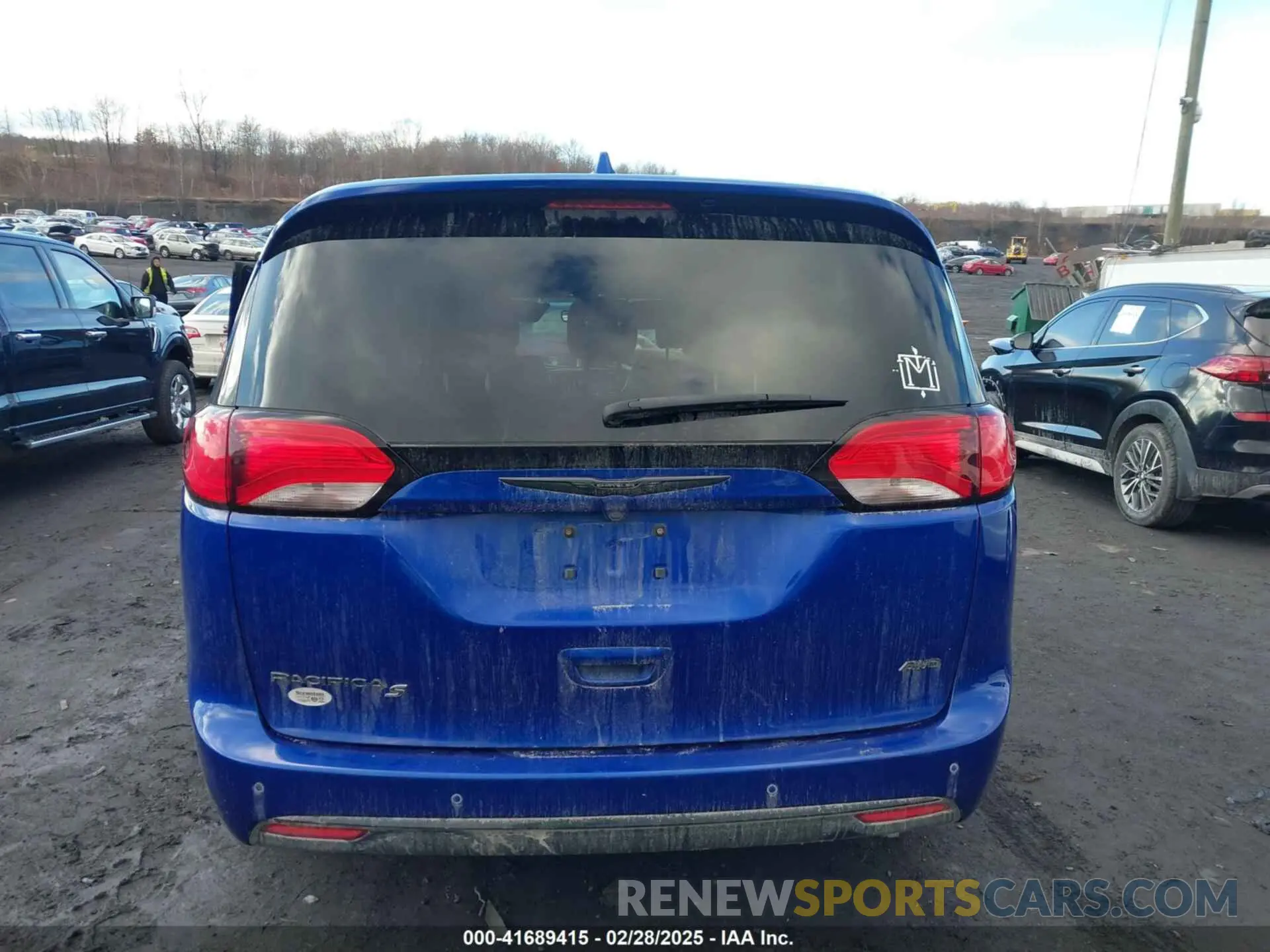 16 fotografías del automóvil dañado 2C4RC3BG9LR252124 CHRYSLER PACIFICA 2020