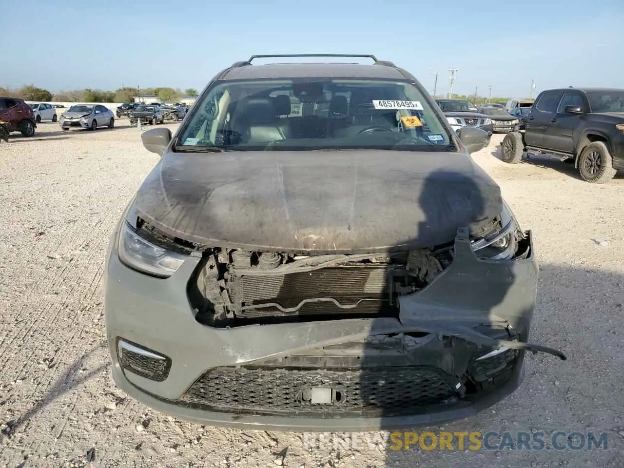 5 fotografías del automóvil dañado 2C4RC1BG0MR531595 CHRYSLER PACIFICA 2021